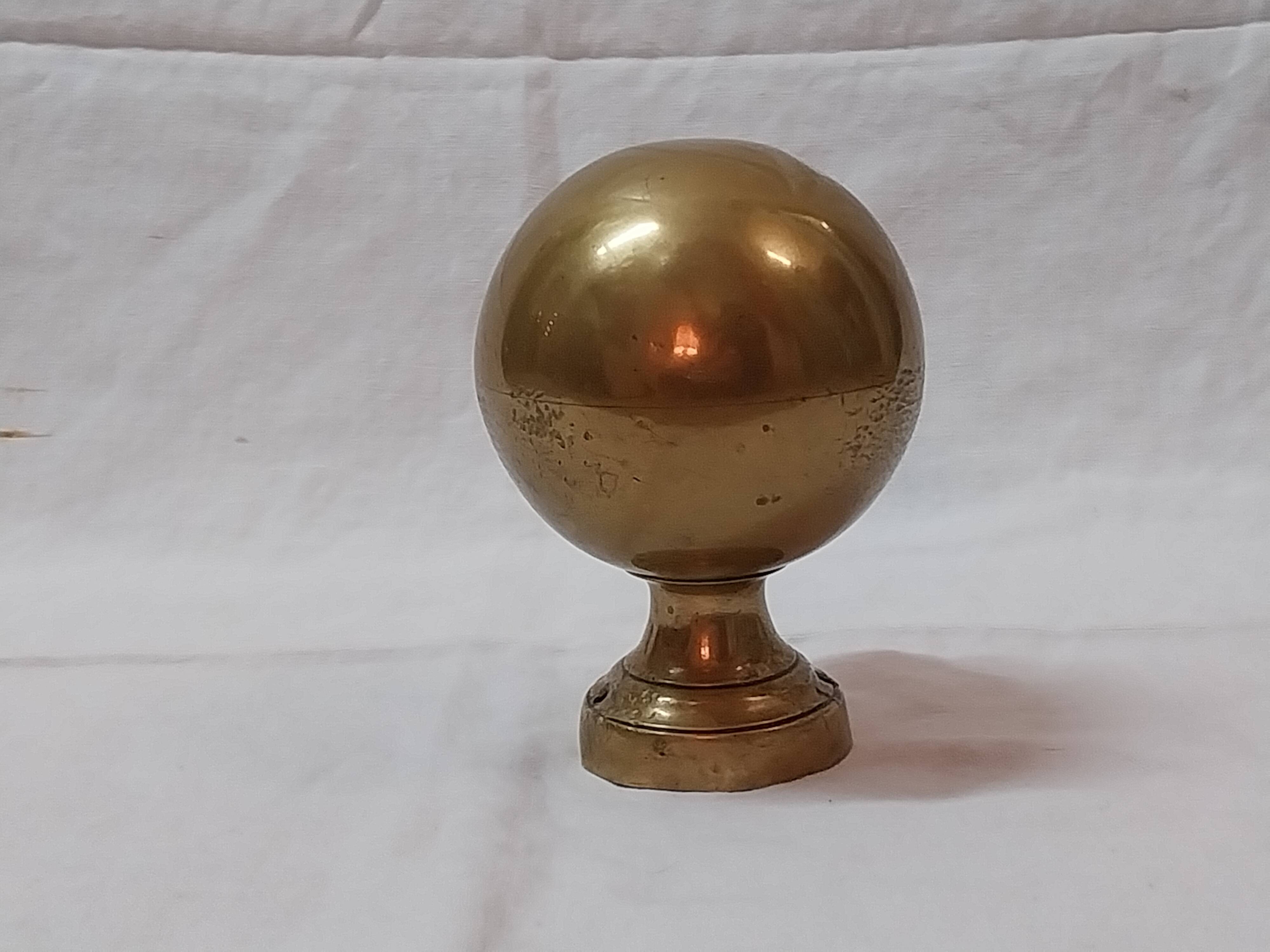 Golden brass stair ball