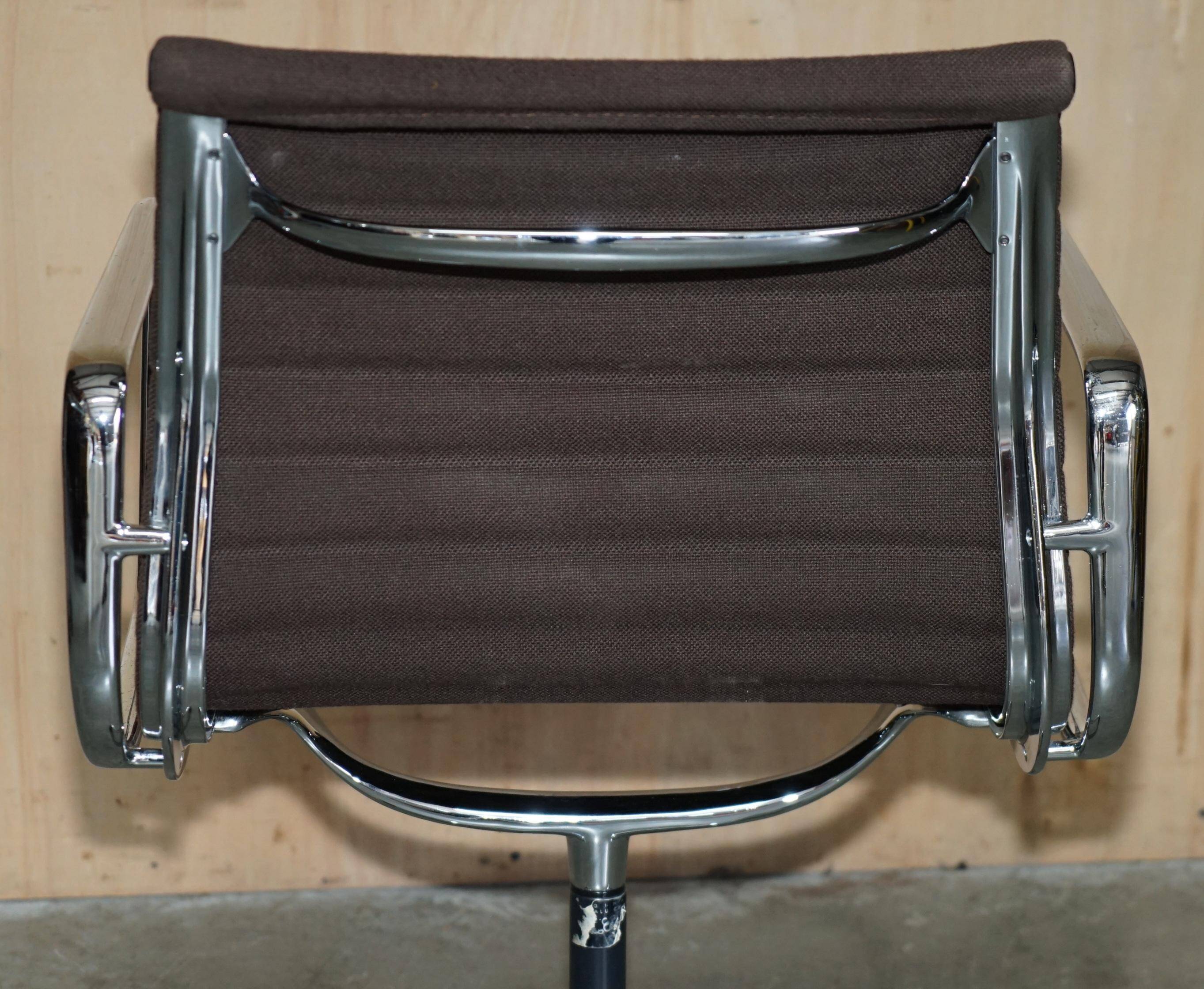 Vitra Eames Herman Miller EA 108 office chair 1989