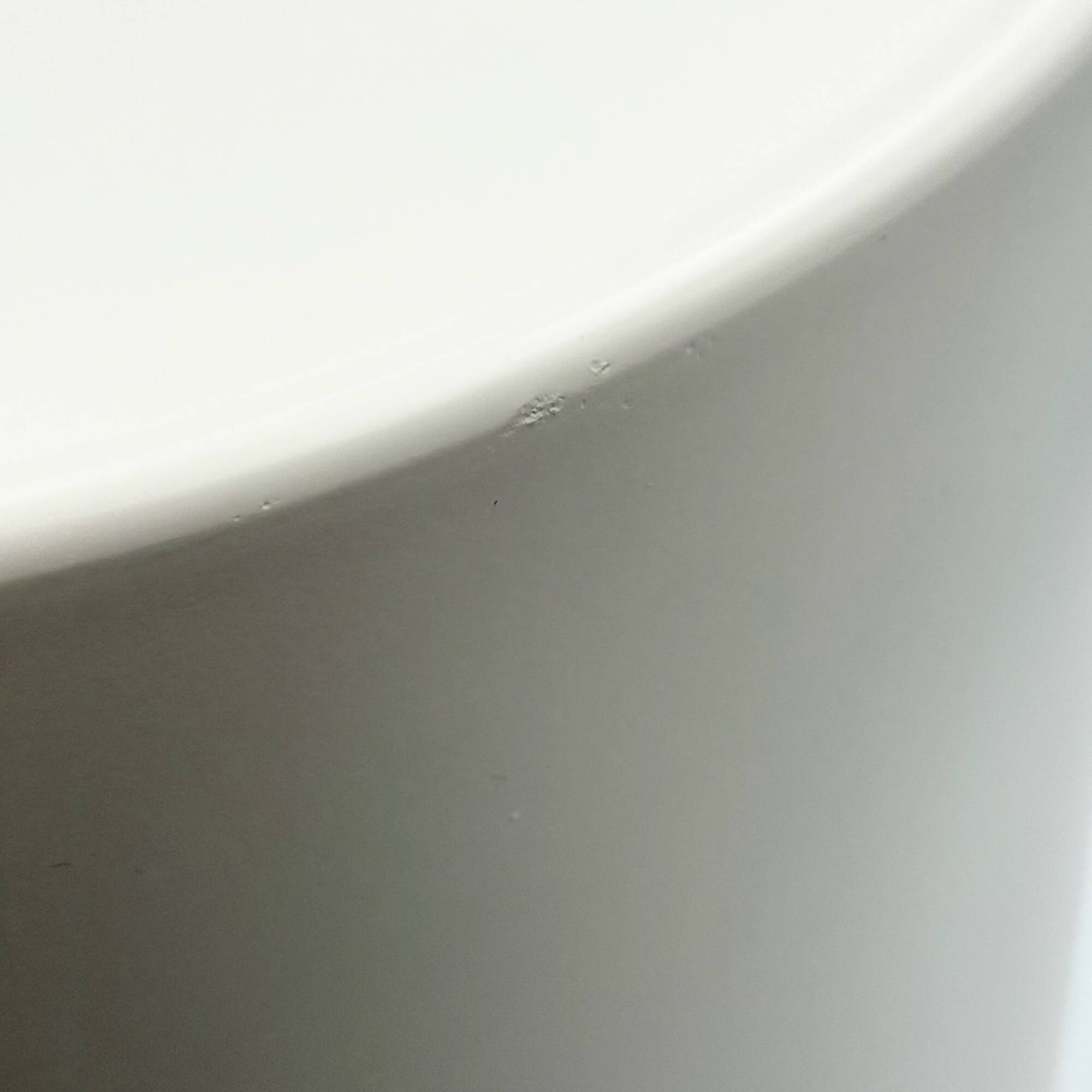 White Artemide Giano Vano Side Table, Italy 1970s – Space Age Design