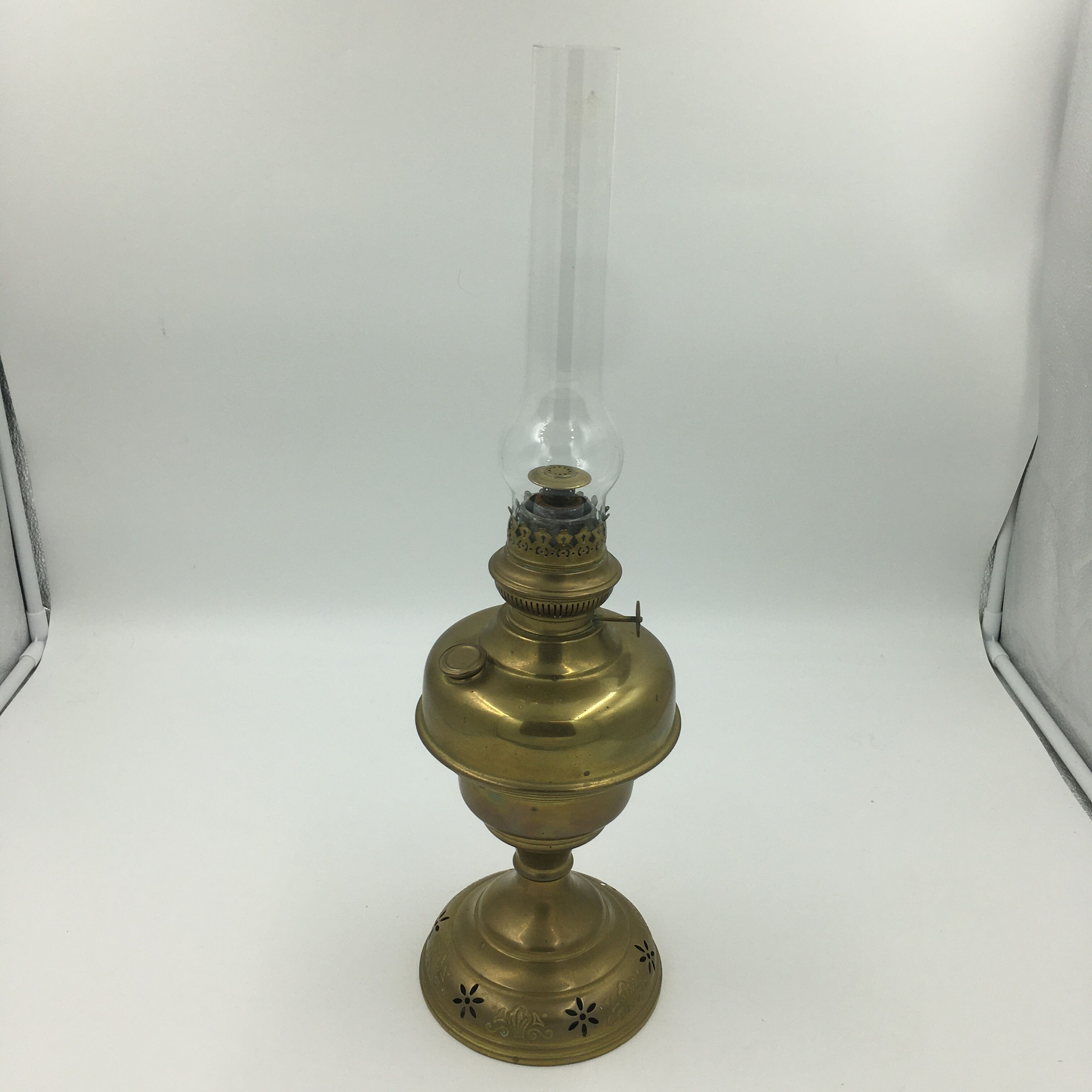 Living room kerosene lamp