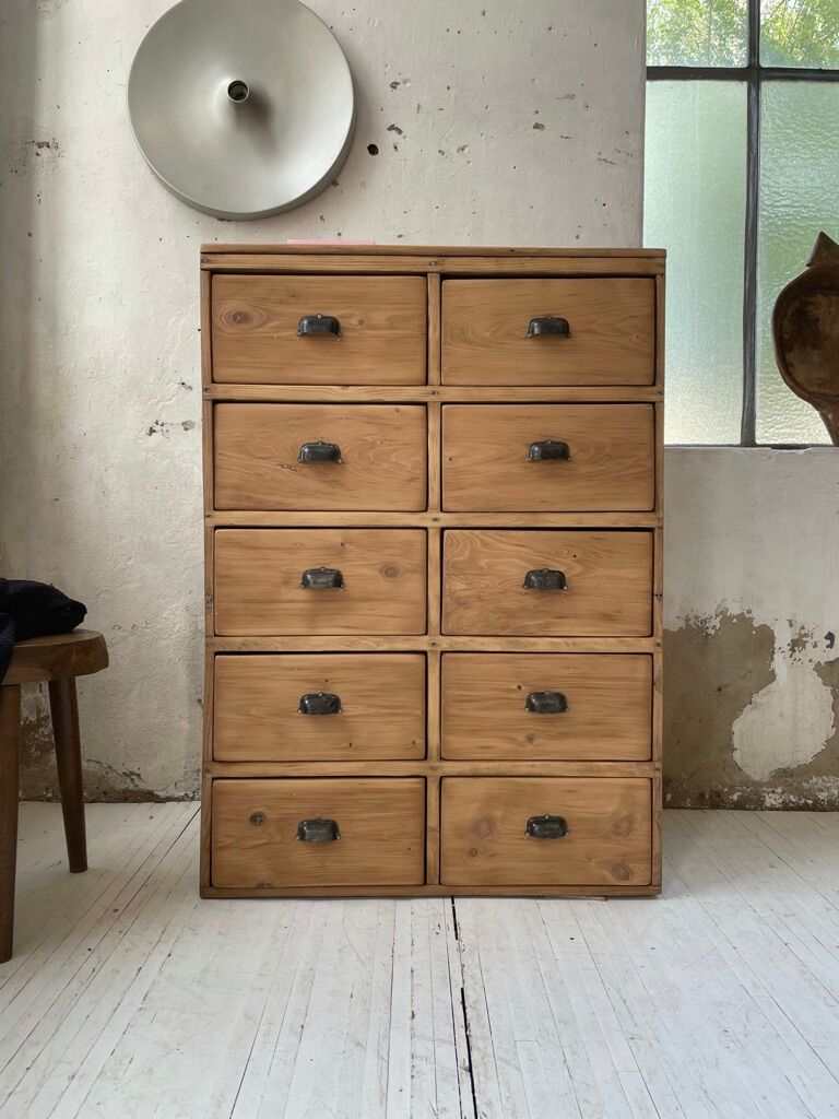 Craft furniture with drawers shell handles