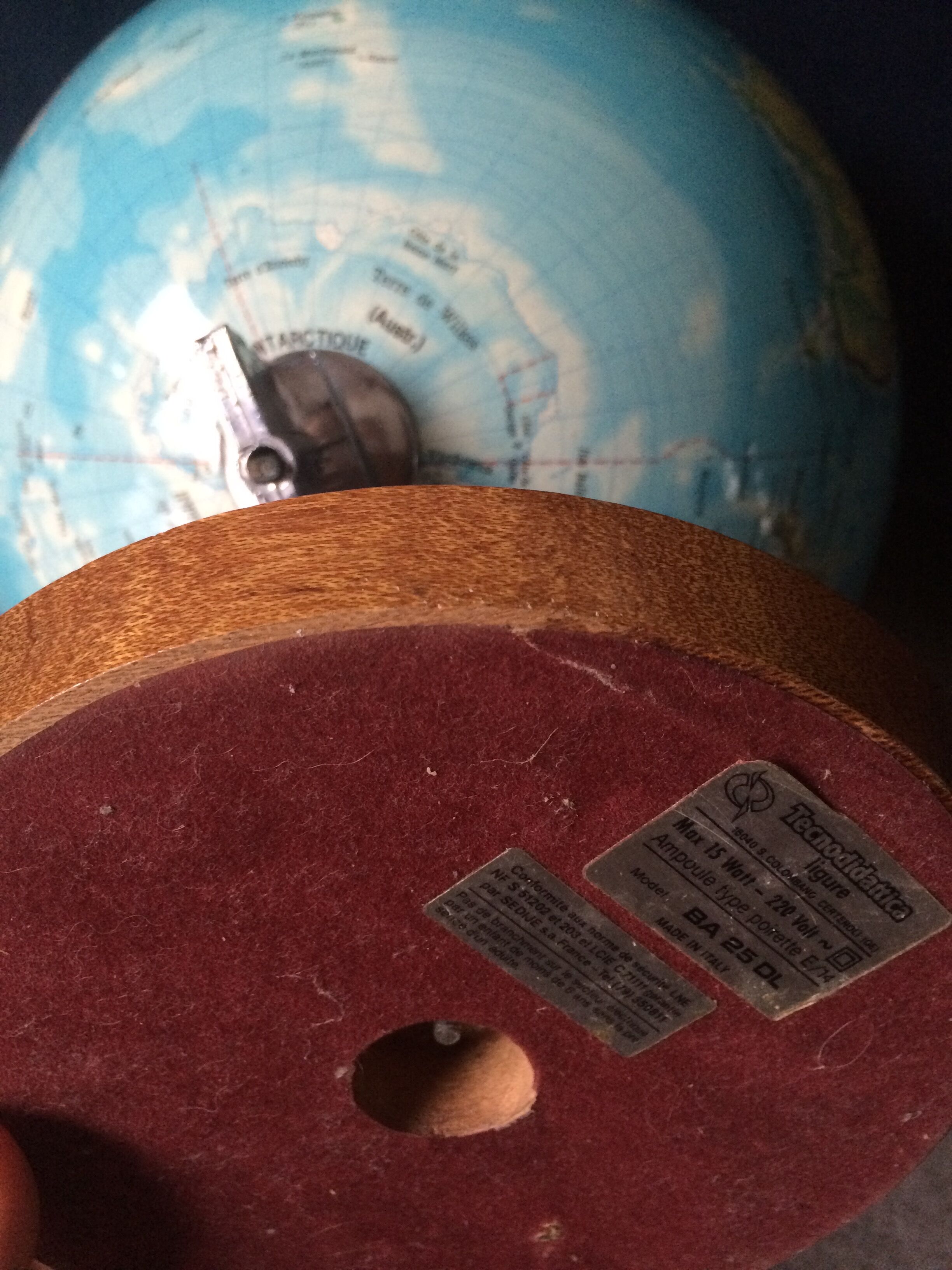 Wooden earth globe 70