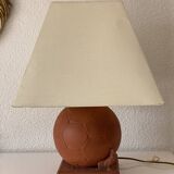 Lampe ballon de football et coq en terre cuite des années 80