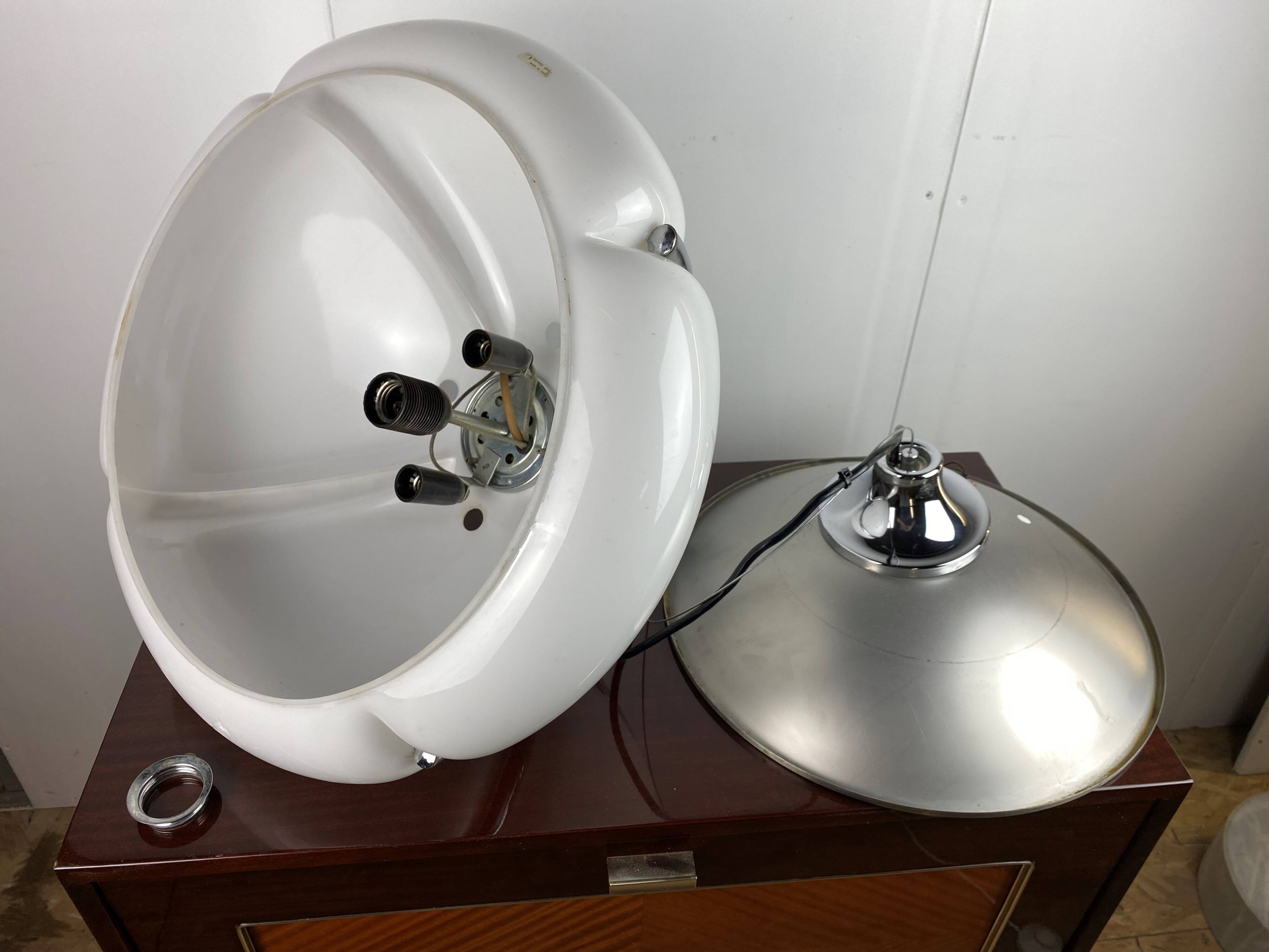 Quadrifoglio Harvey Guzzini pendant light by Gae Aulenti vintage 1970