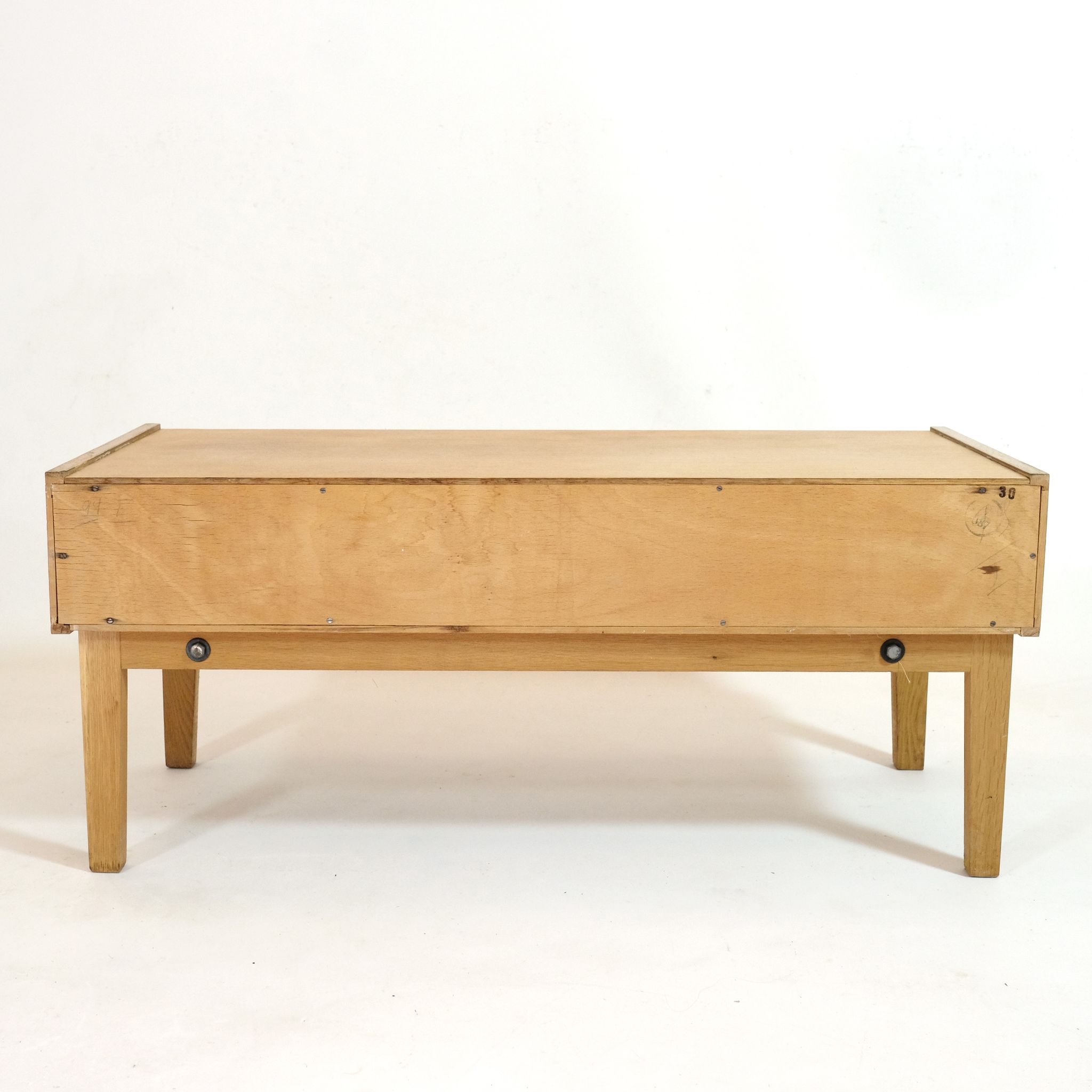 Small Scandinavian row in light wood from the 70s.