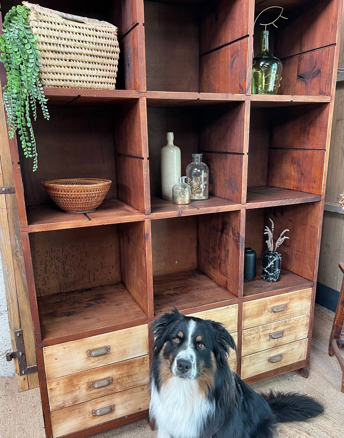 Meuble de métier, meuble de rangement