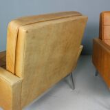 Set of two cognac leather Florence Knoll lounge chairs model 65a