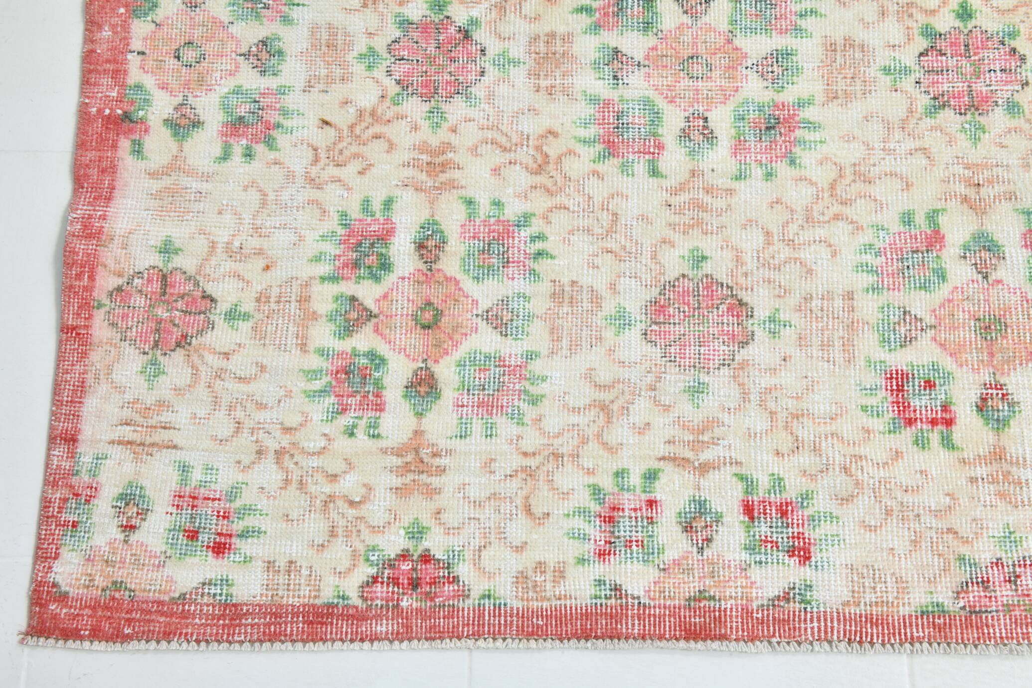 6x10 Vintage Beige & Powder Pink Floral Handmade Vintage Rug, 186x295 Cm