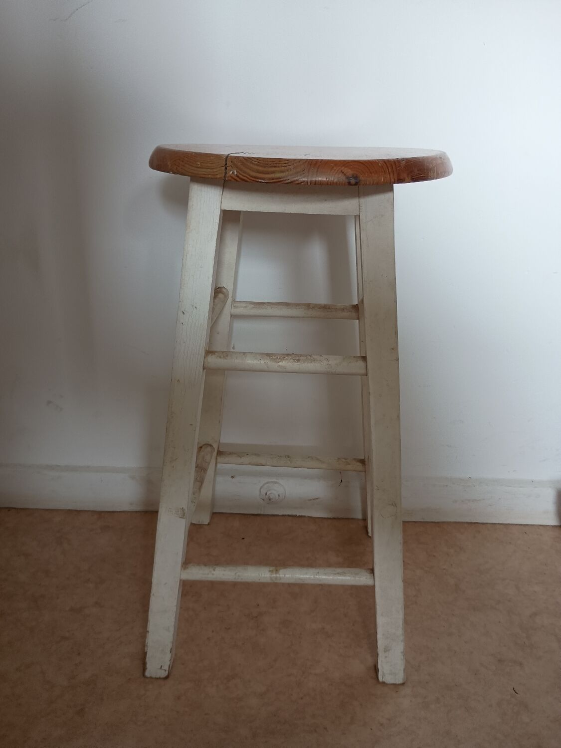 Farm stool