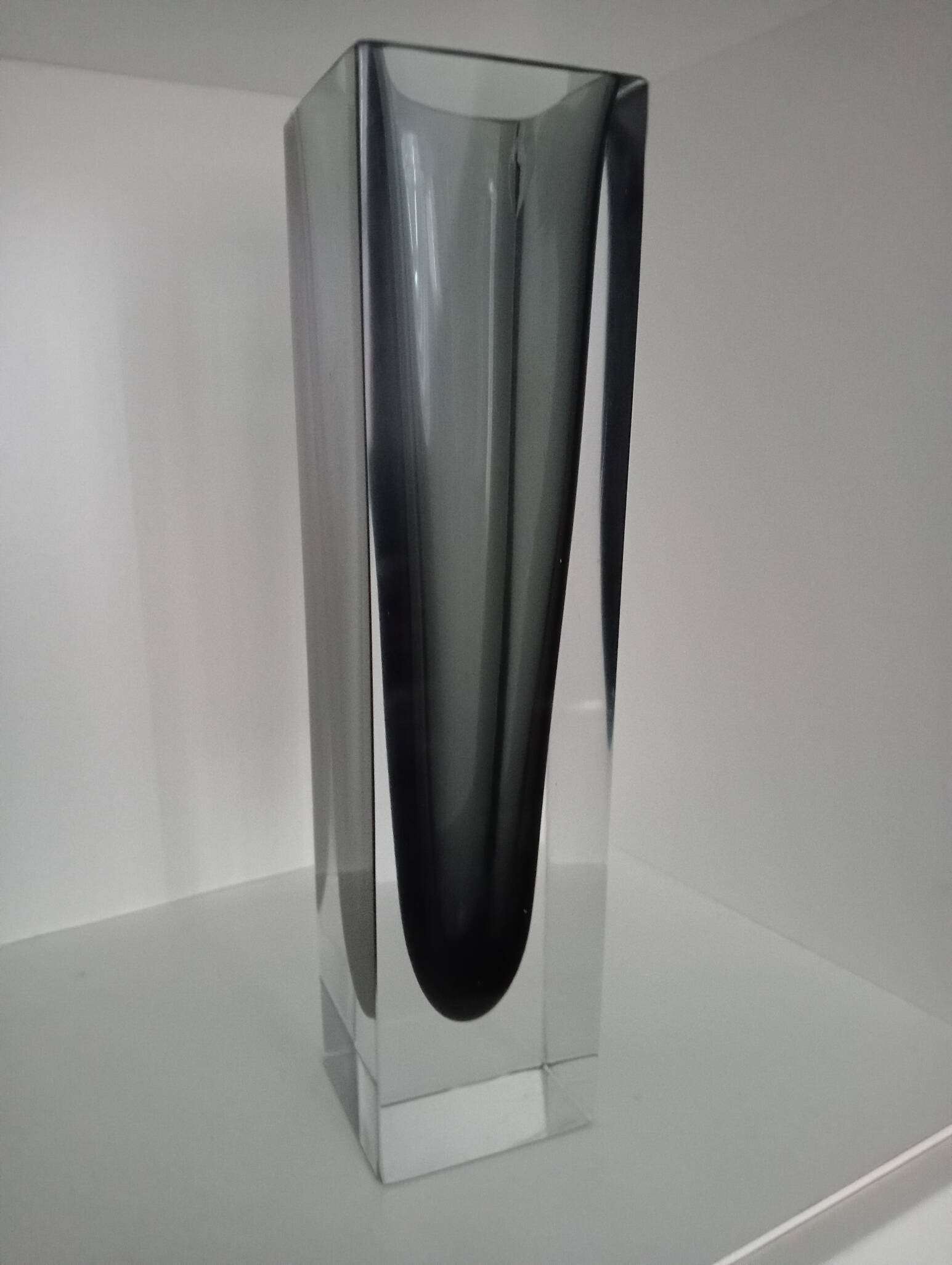 Set of 2 Flavio Poli vases