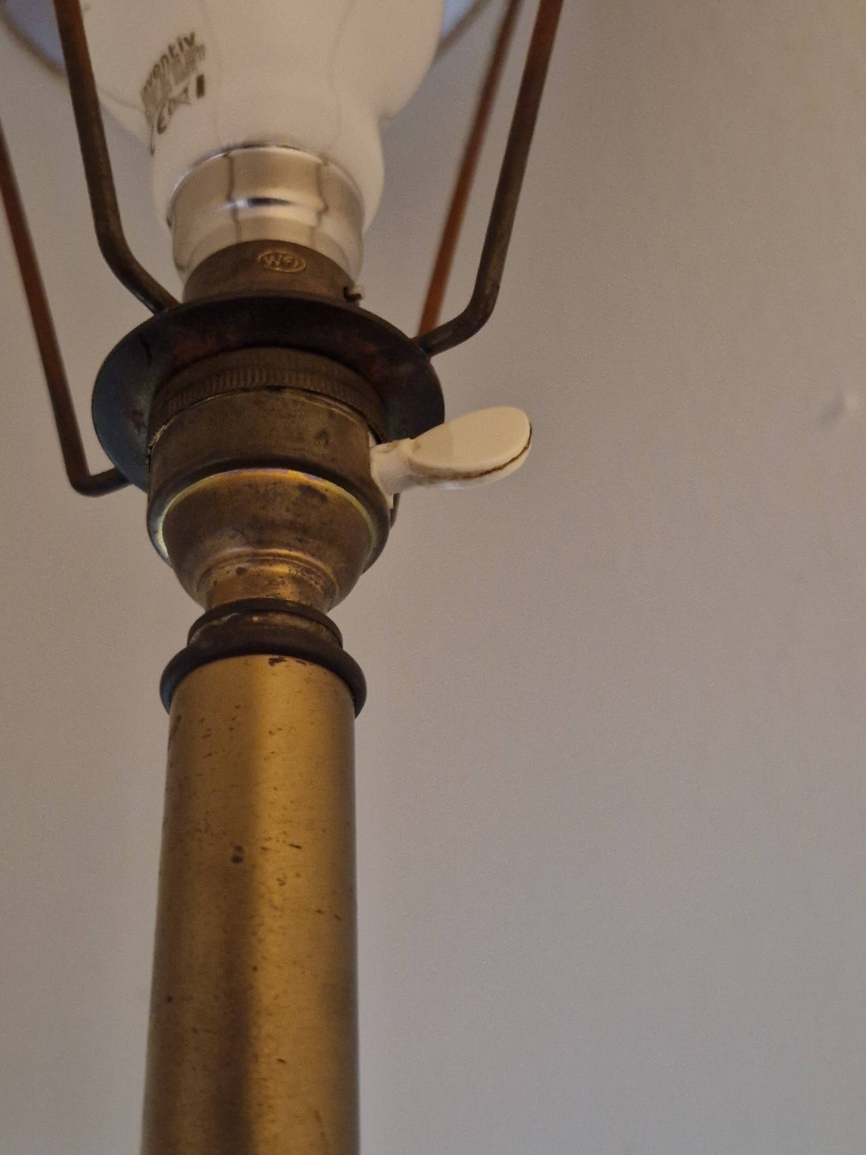 Lampe oeuf d'autruche et ananas style Jansen