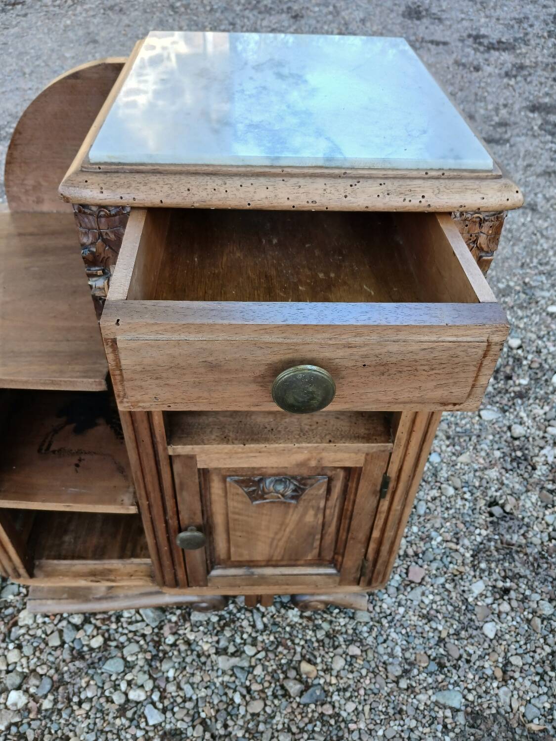 Chevet/ petit meuble art déco