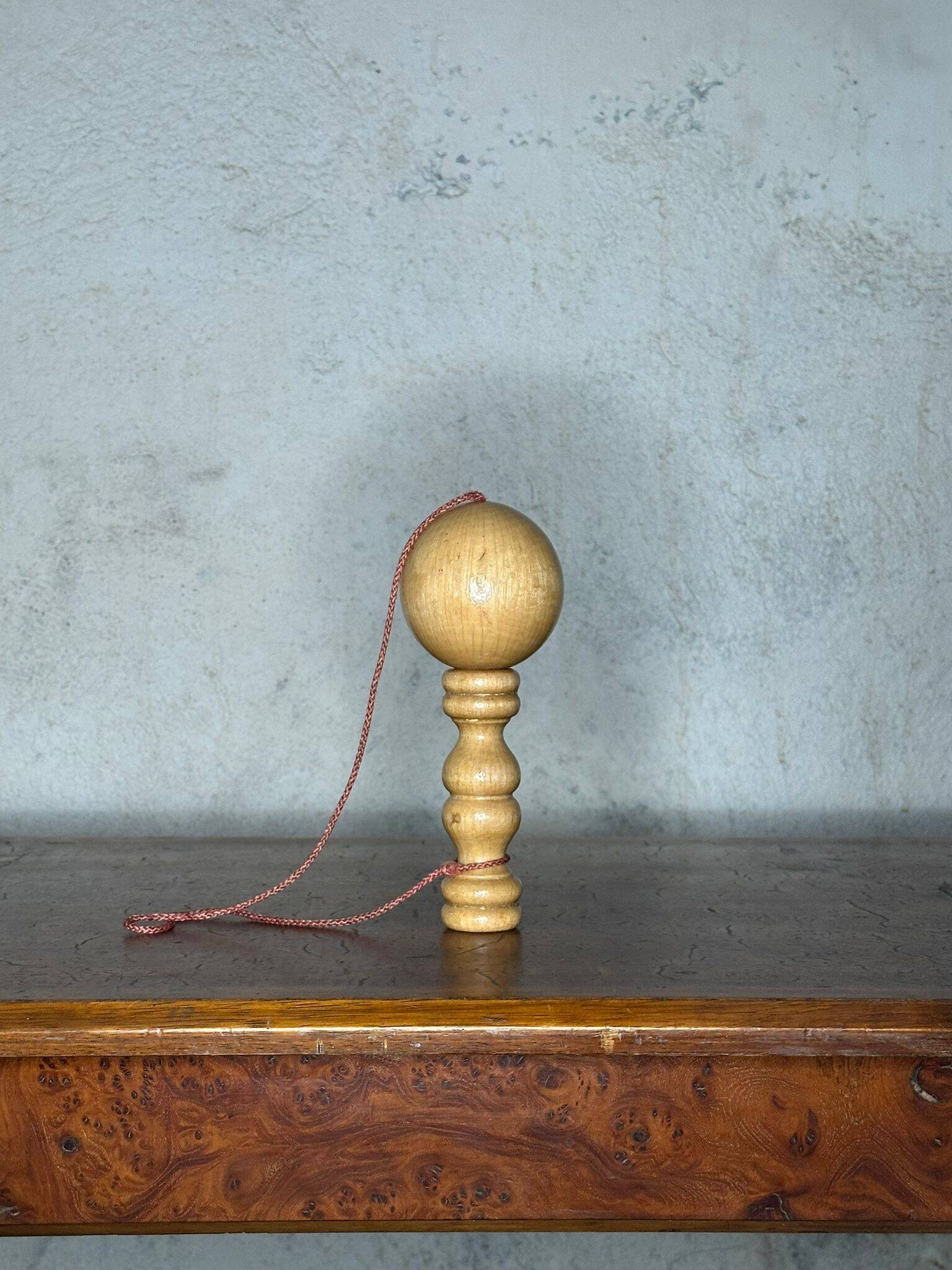 Bilboquet en bois