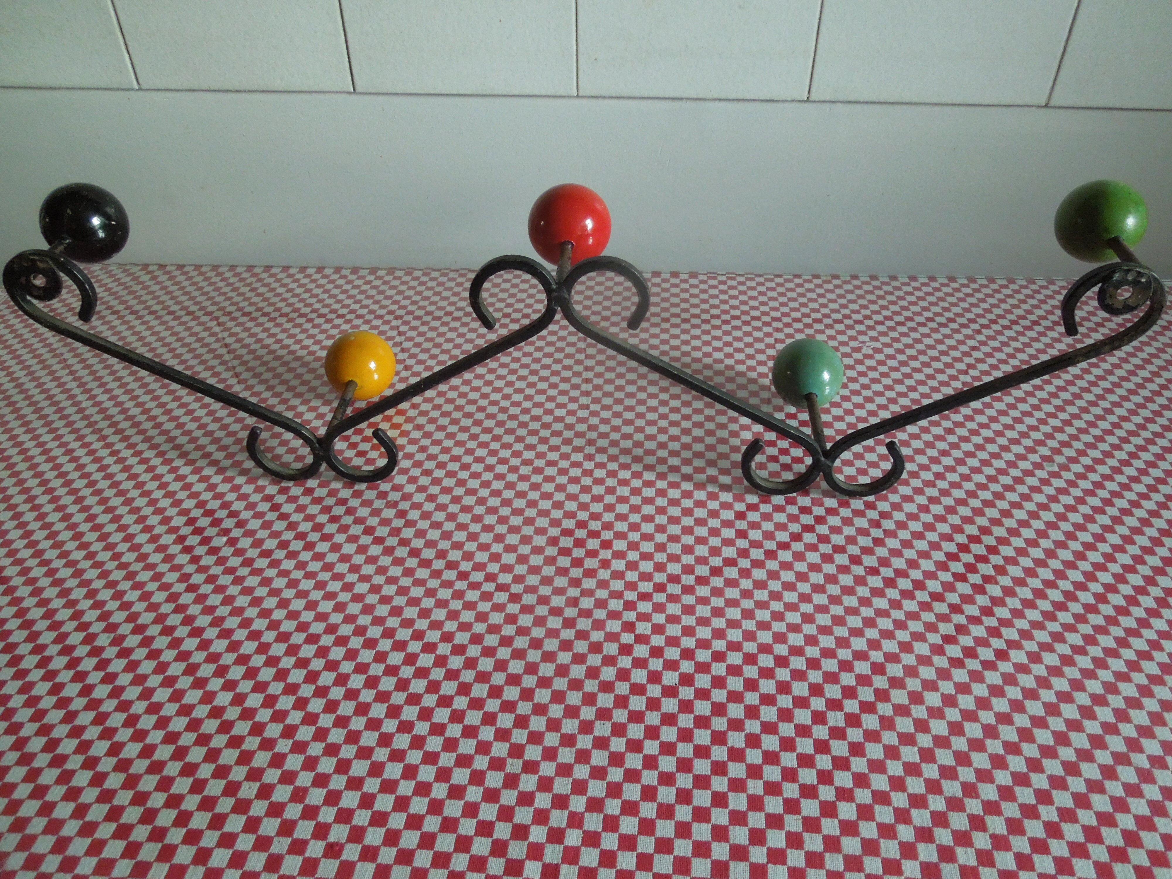 Peg coat rack zigzag 50 years