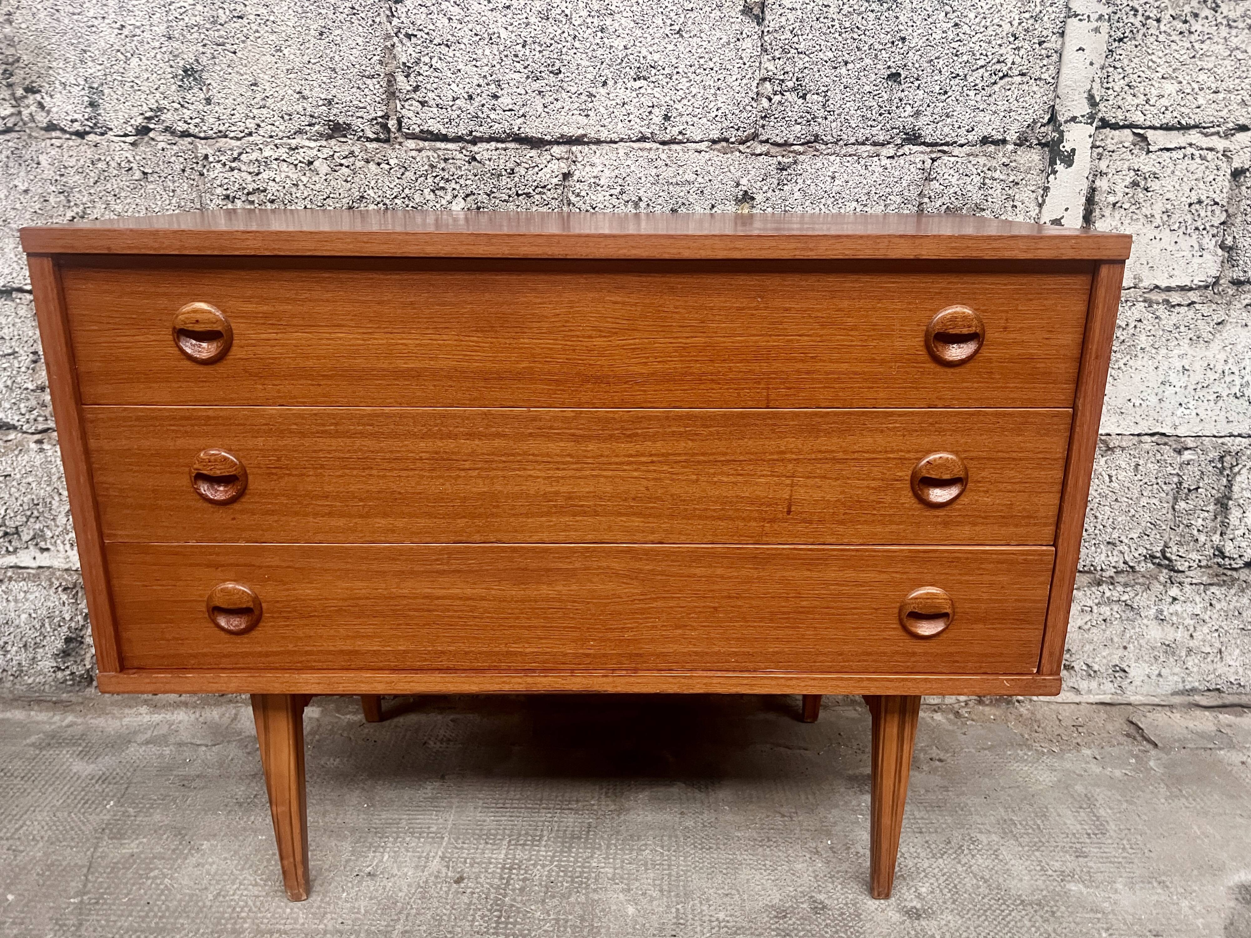 Scandinavian Teak Chest of Drawers by William Watting for Fristho, 1960