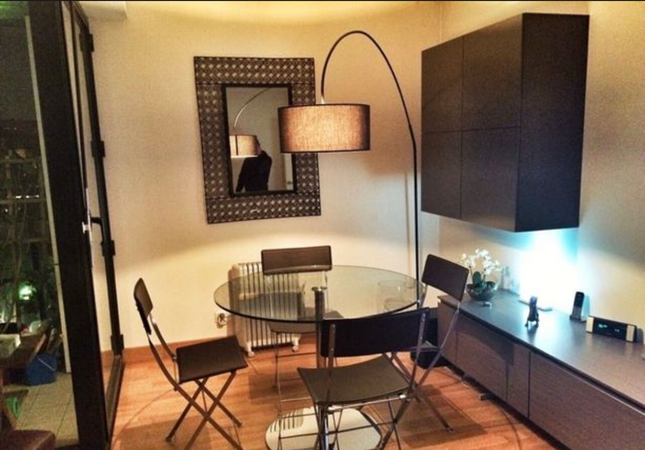 Habitat round table with glass top