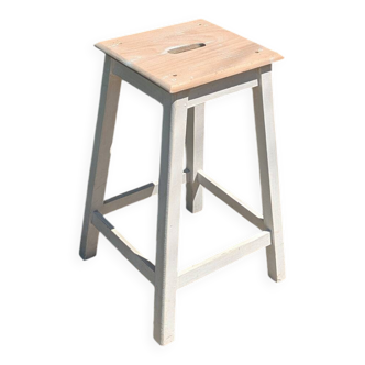 Tabouret haut en bois