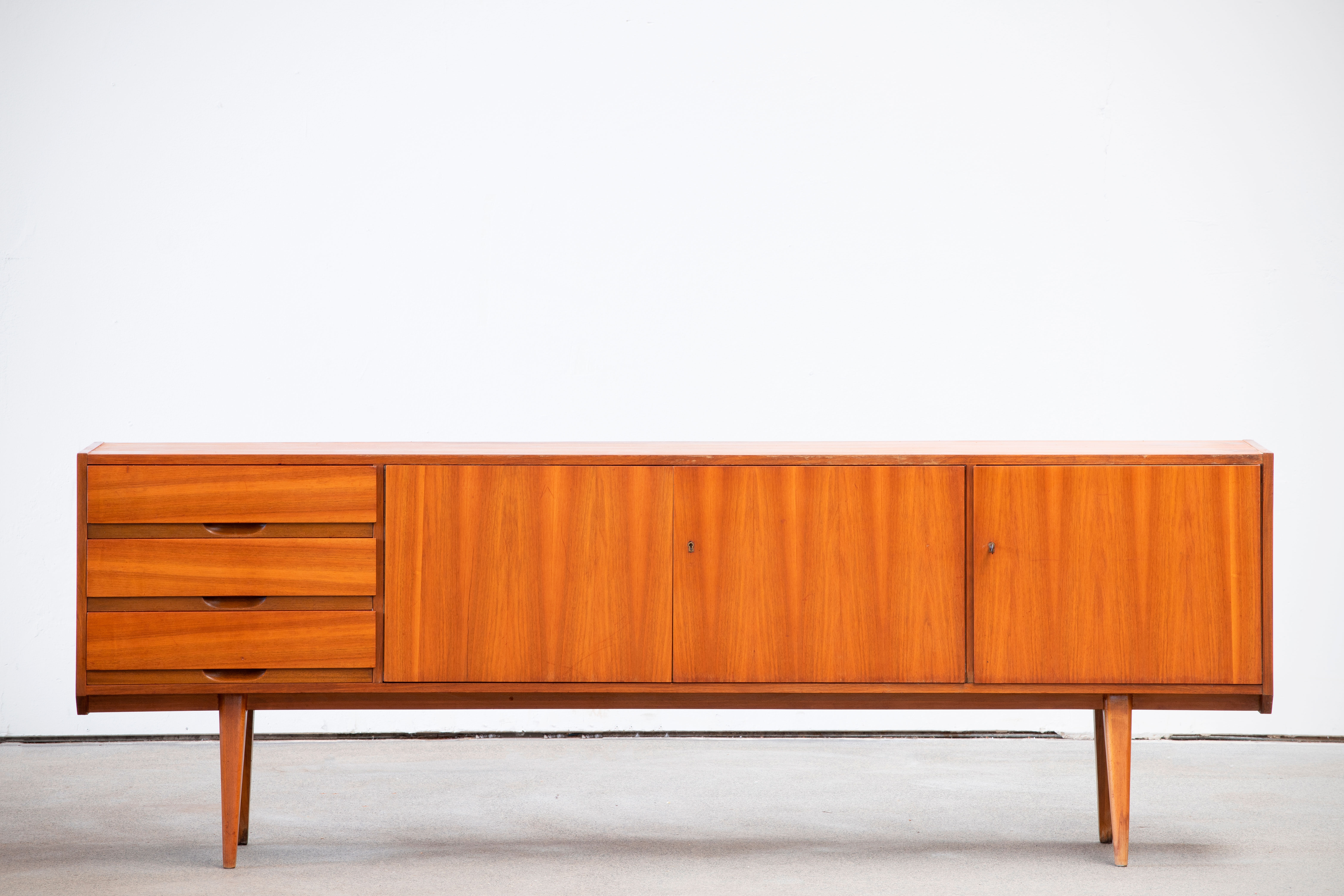 Vintage Scandinavian enfilade 1960