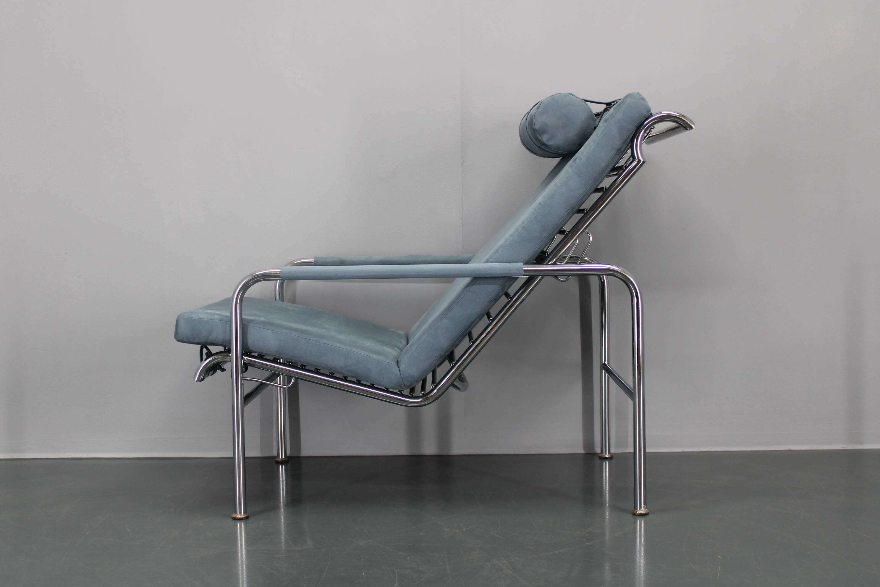 1980s Zanotta "Genni" Adjustable Lounge Chair, Italy