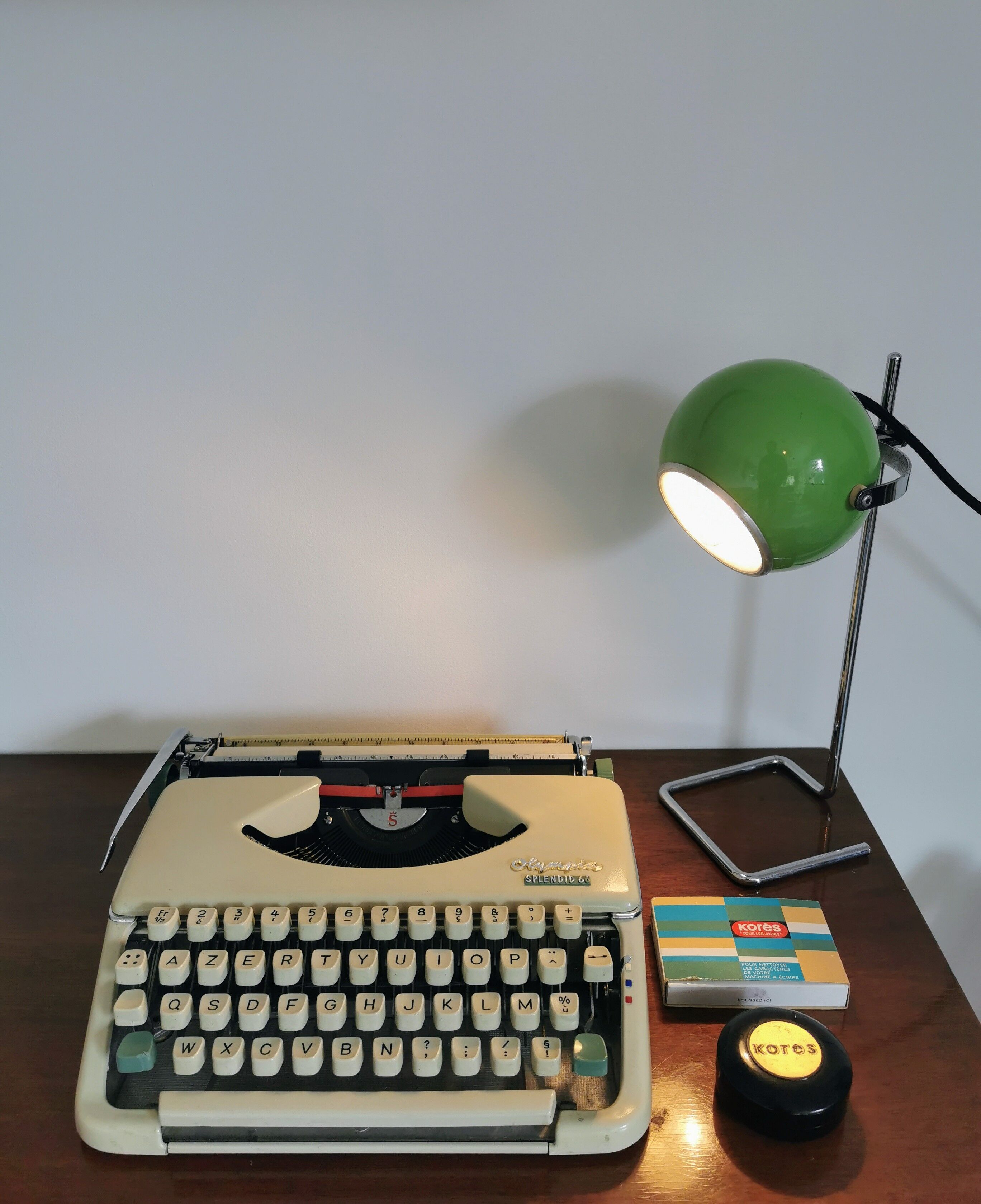 Typewriter Olympia Splendid 66