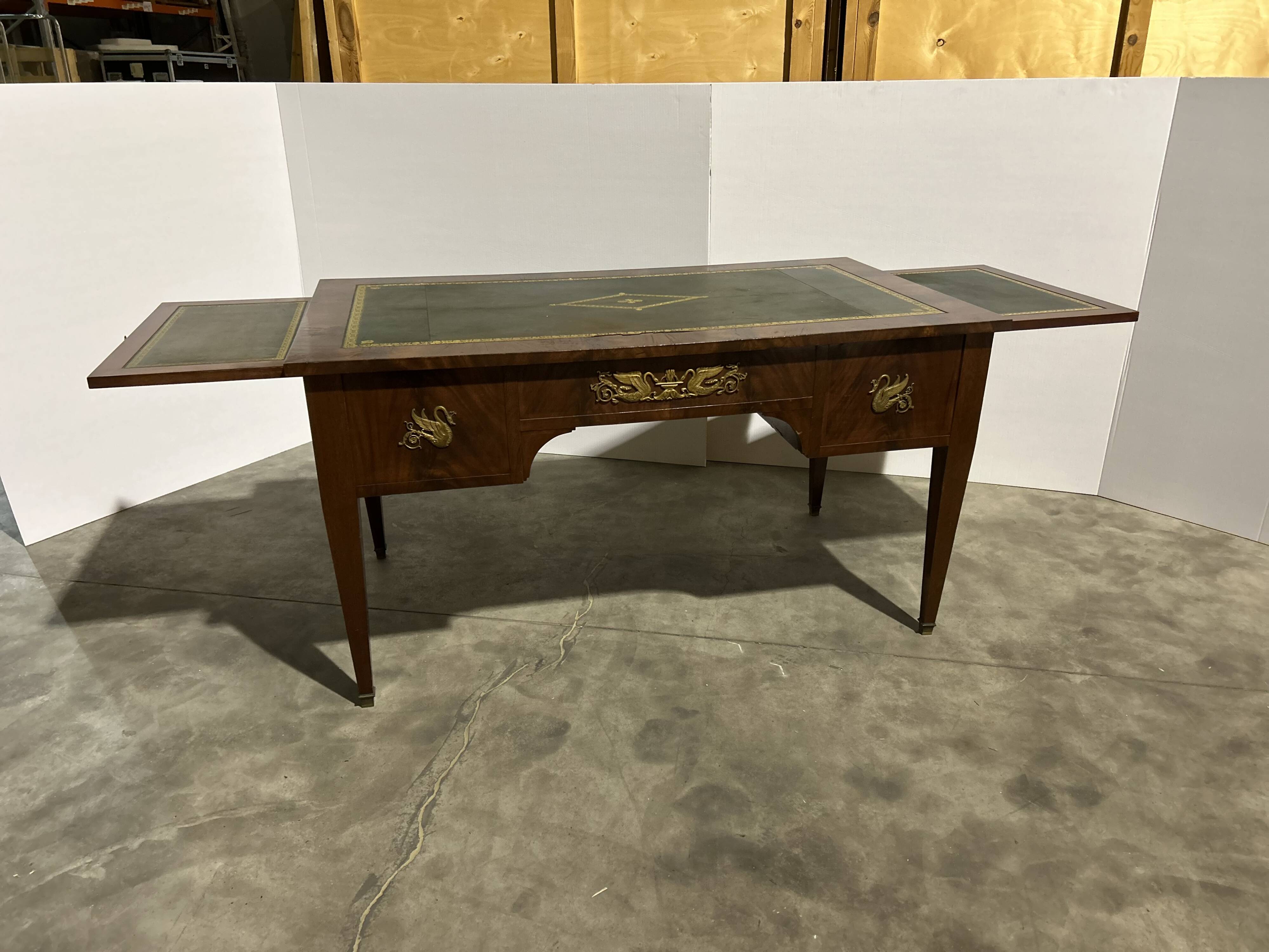Mahogany flat desk. Louis XVI style, 20th century.