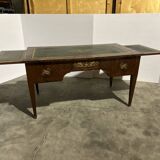 Mahogany flat desk. Louis XVI style, 20th century.
