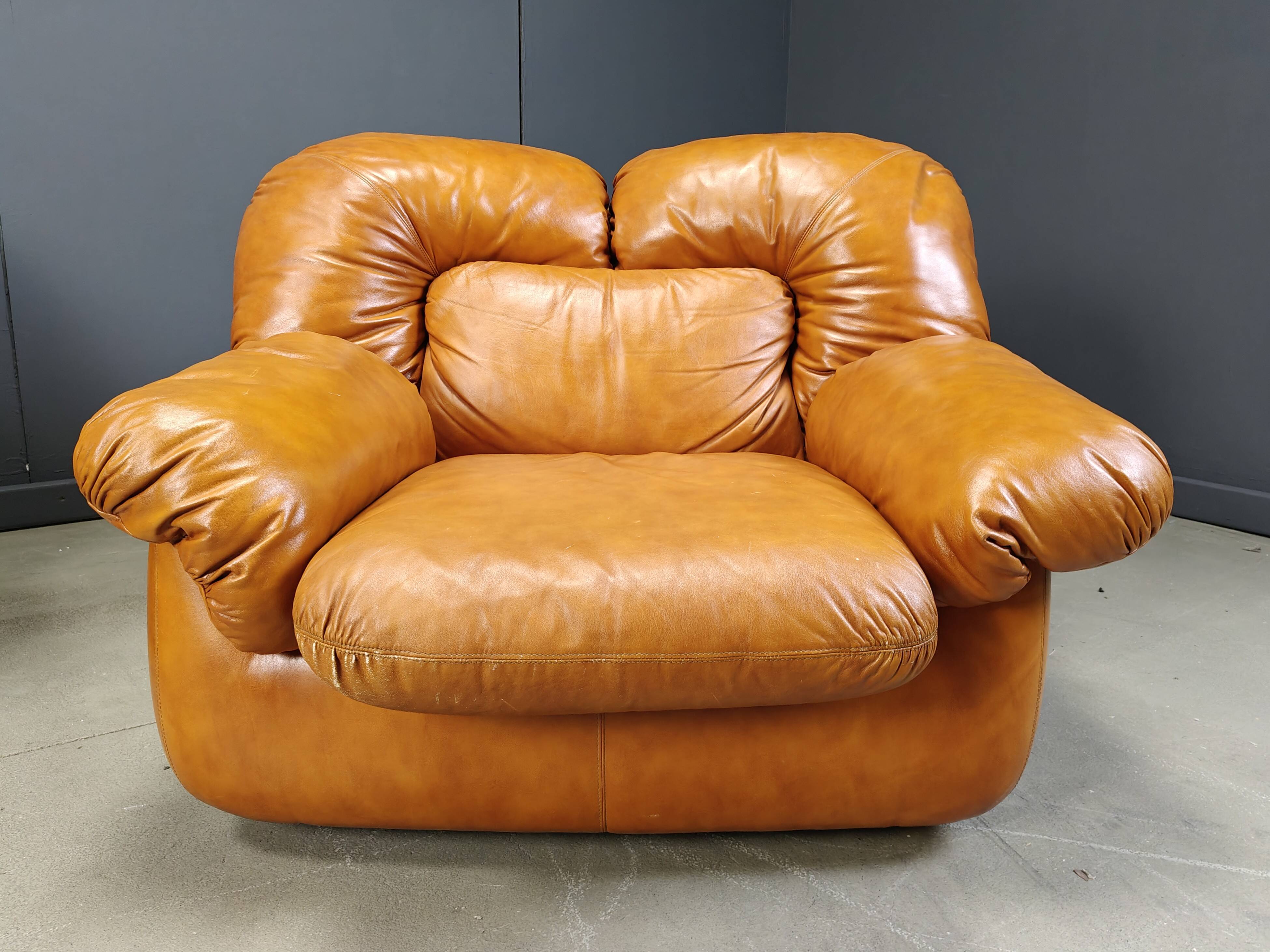 Mid century Italian leather sofa set by Ercole Biella for Grappeggia, 1970s