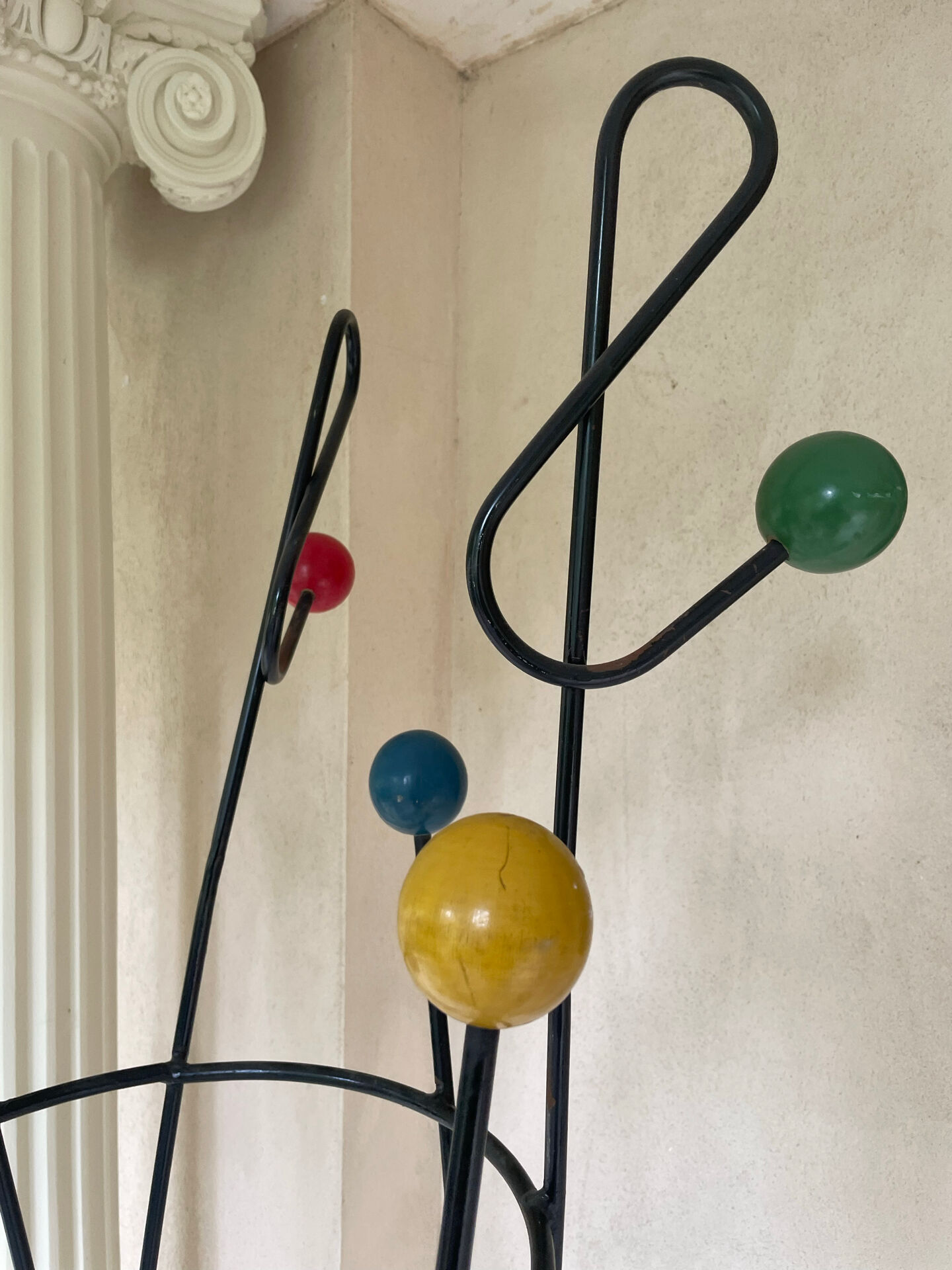 Coat rack attributed to Roger Ferraud (1890-1964) model "treble clef"