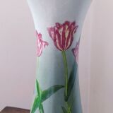 Art deco vase with tulip decoration