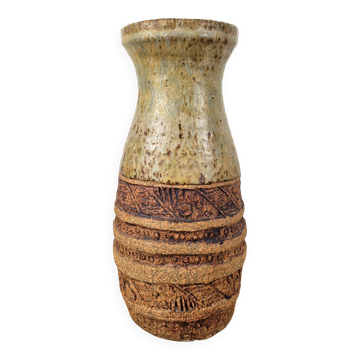 Vintage pyrite stoneware vase signed O with abstract decoration.