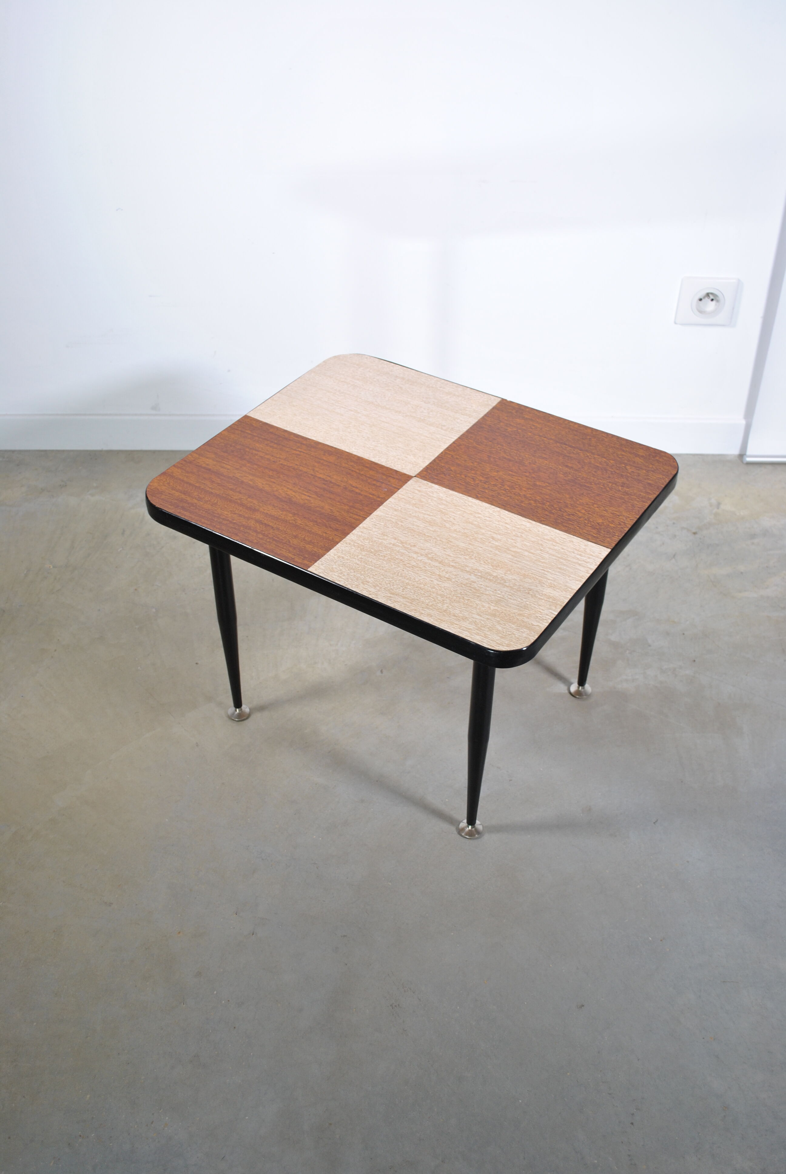 Formica coffee table year 60