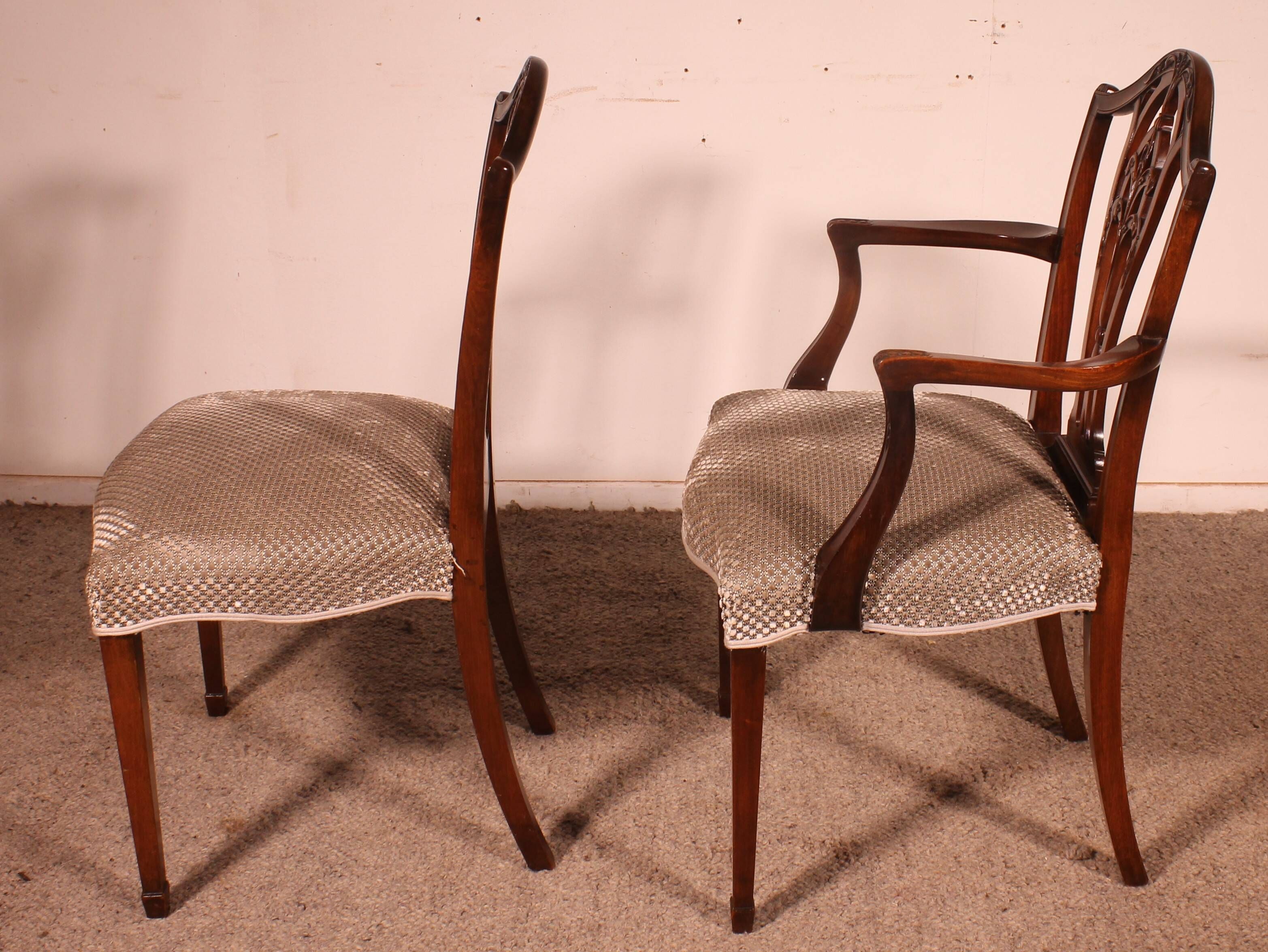 set of 6 chairs and two armchairs in mahogany from the 19th century
