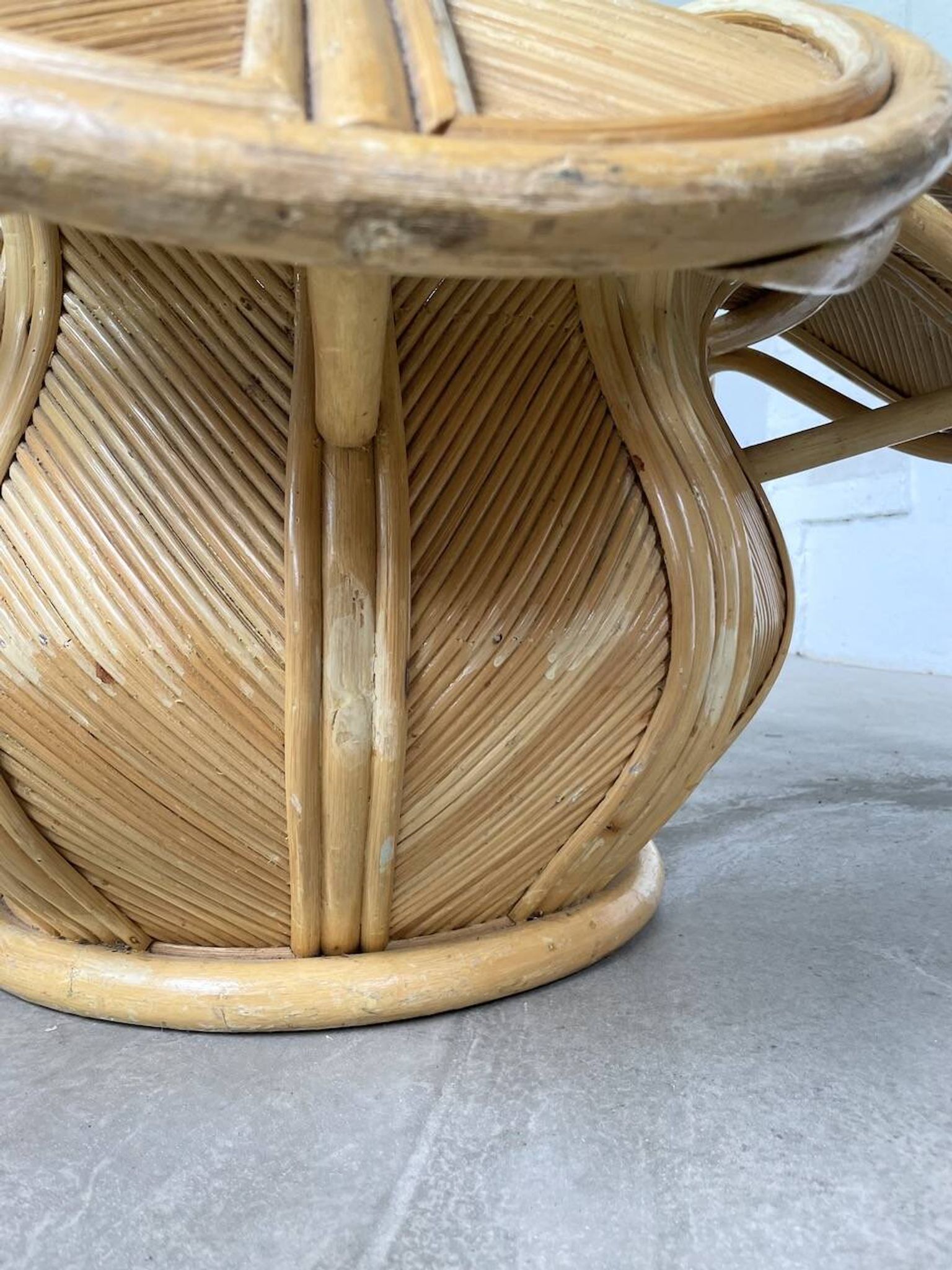 Vivai del sud “flower” rattan coffee table