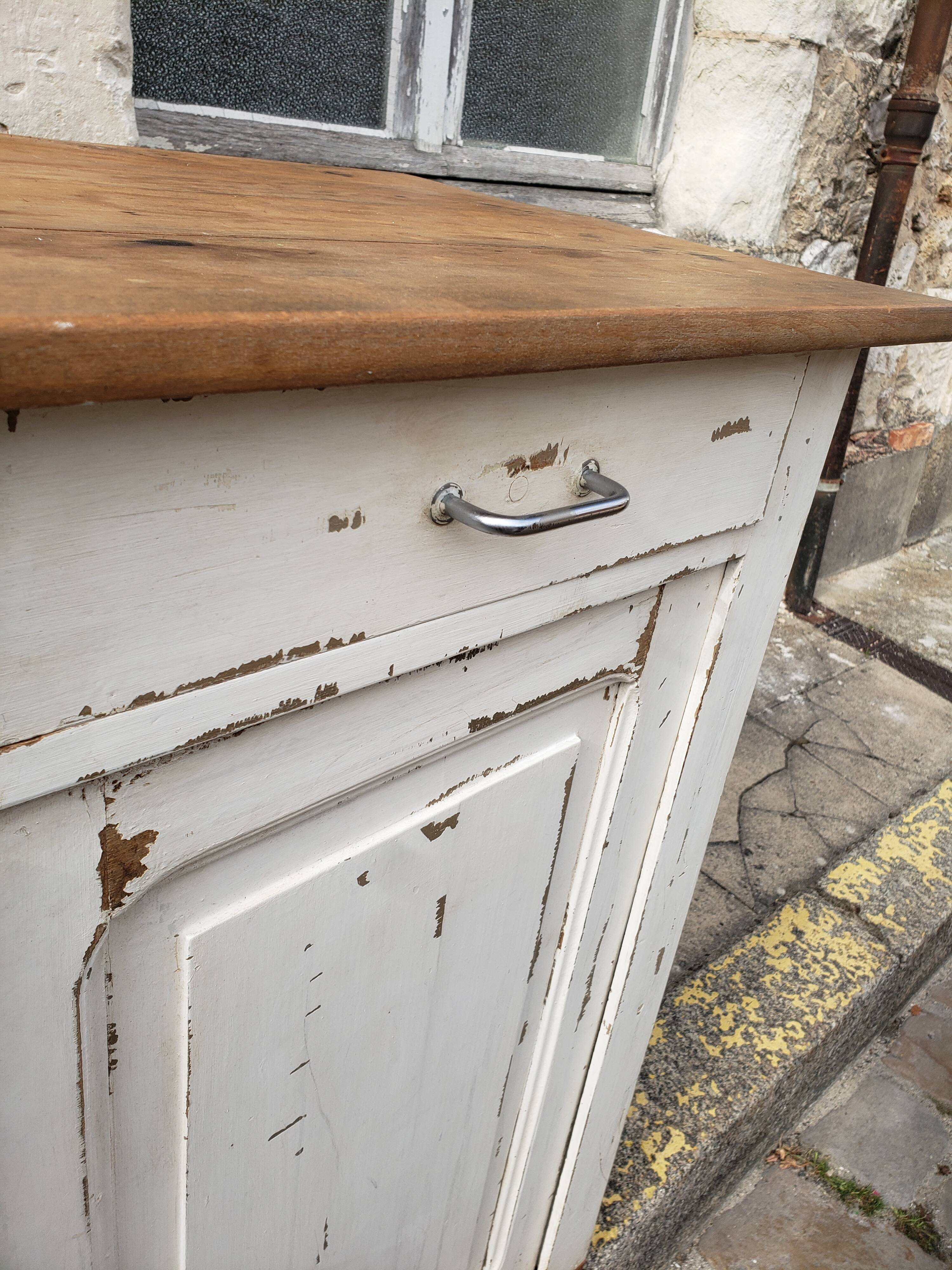 Parisian buffet off-white patina