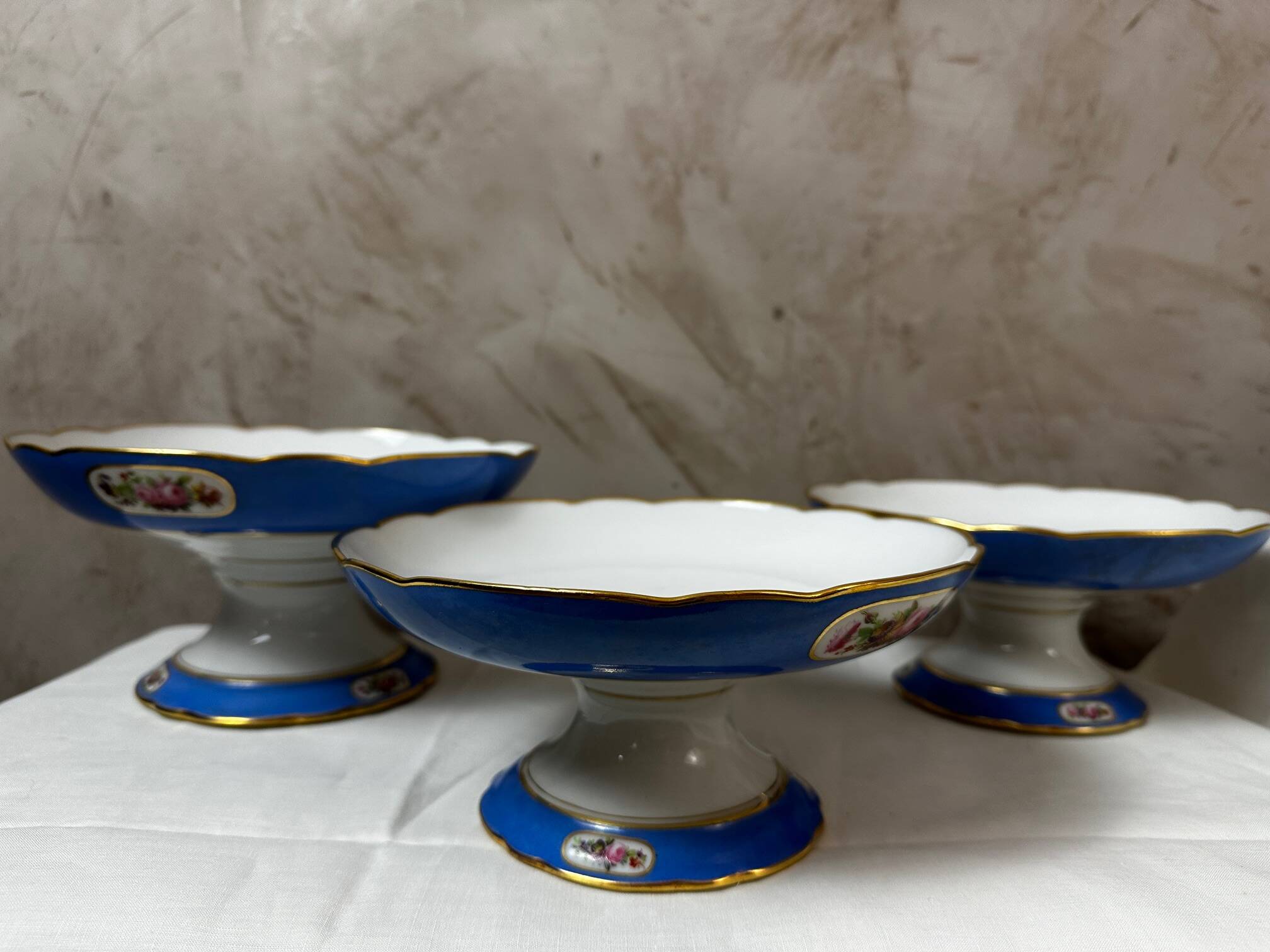 Porcelain service from Paris