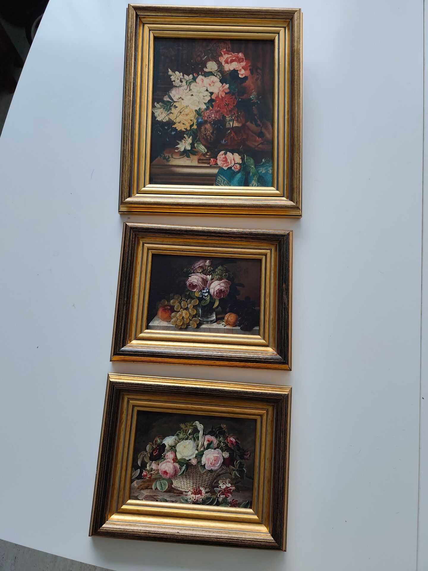 Trio d'oléographies - Natures mortes florales