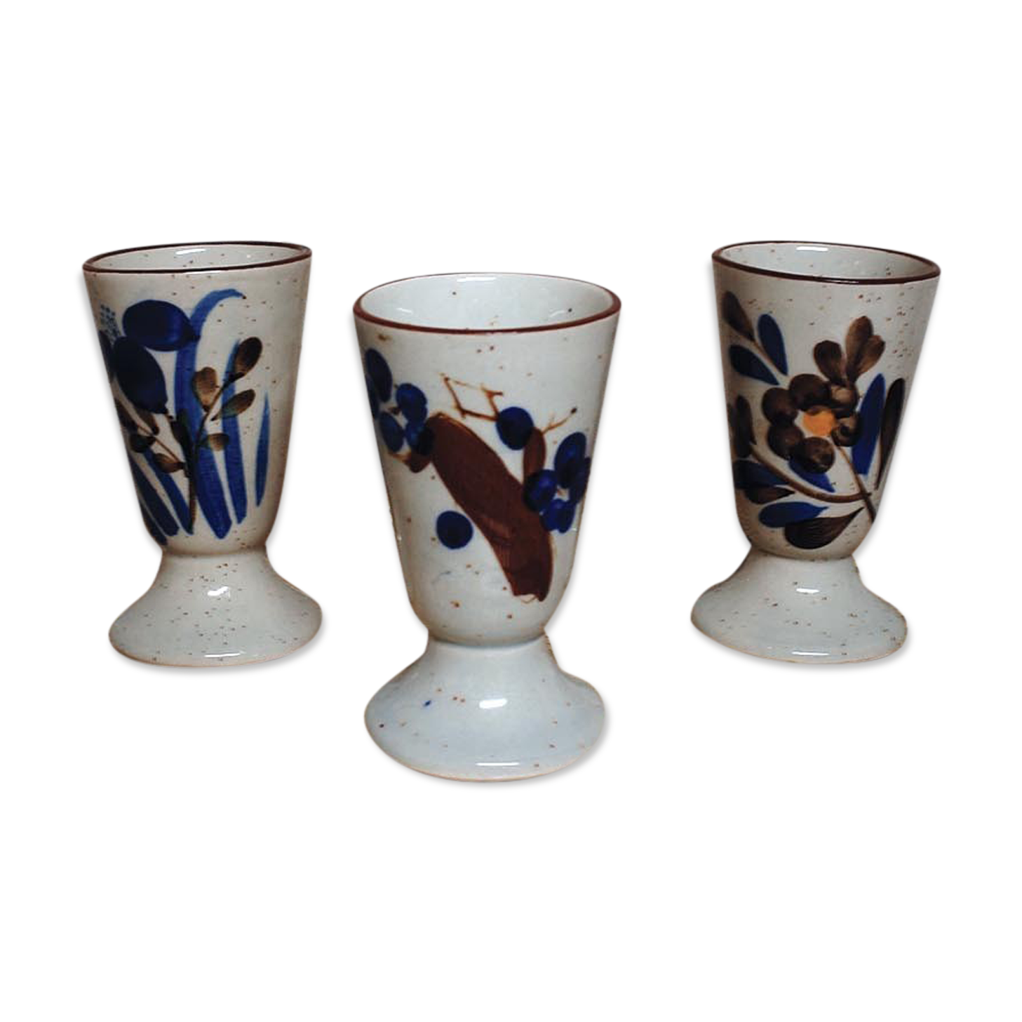 Set of 3 mazagrans in glazed sandstone floral decoration