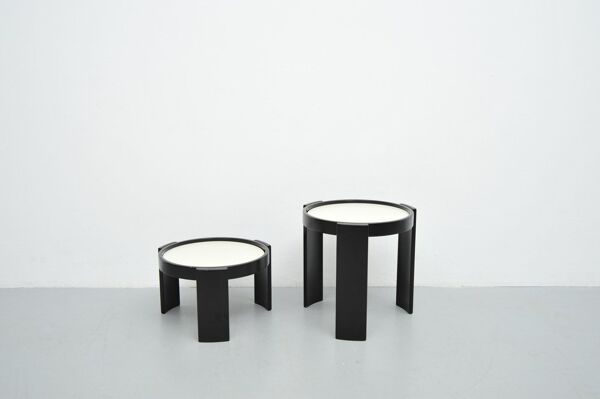 Ensemble de tables 2x Modèle 780/783 par Gianfranco Frattini pour Cassina