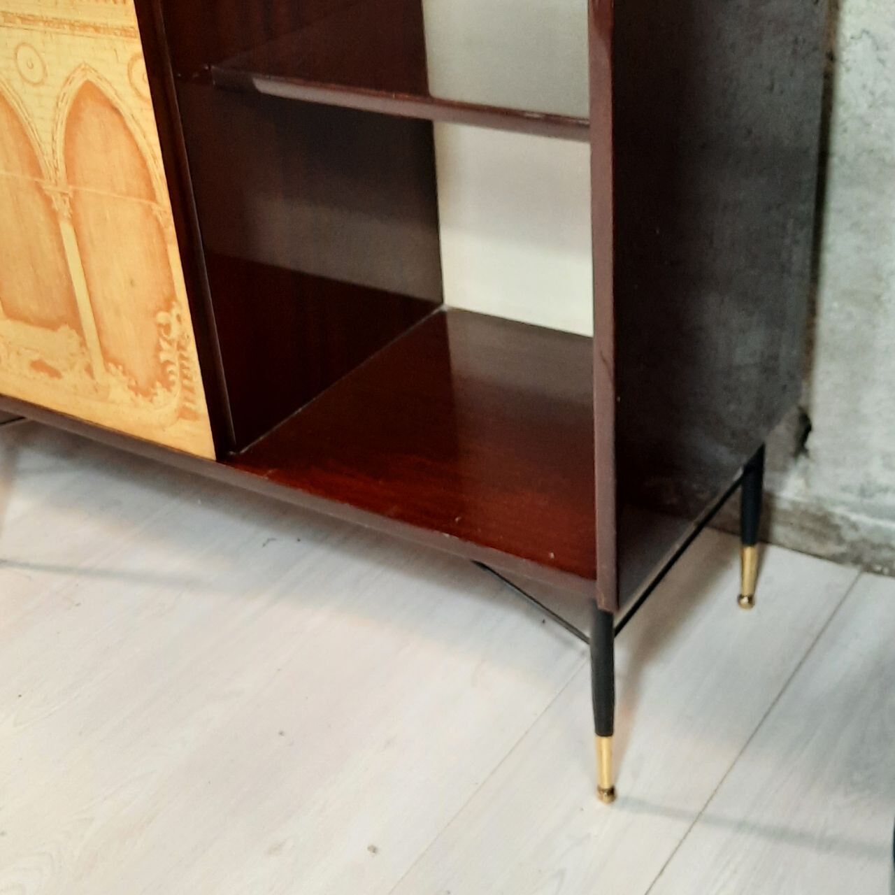 Wardrobe, 1950s bookcase, brass print / tips.