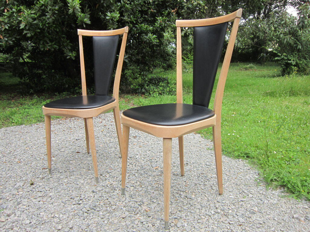 Pair of chairs baumann