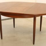 vintage G-Plan ronde eetkamertafel 'Burnstones'