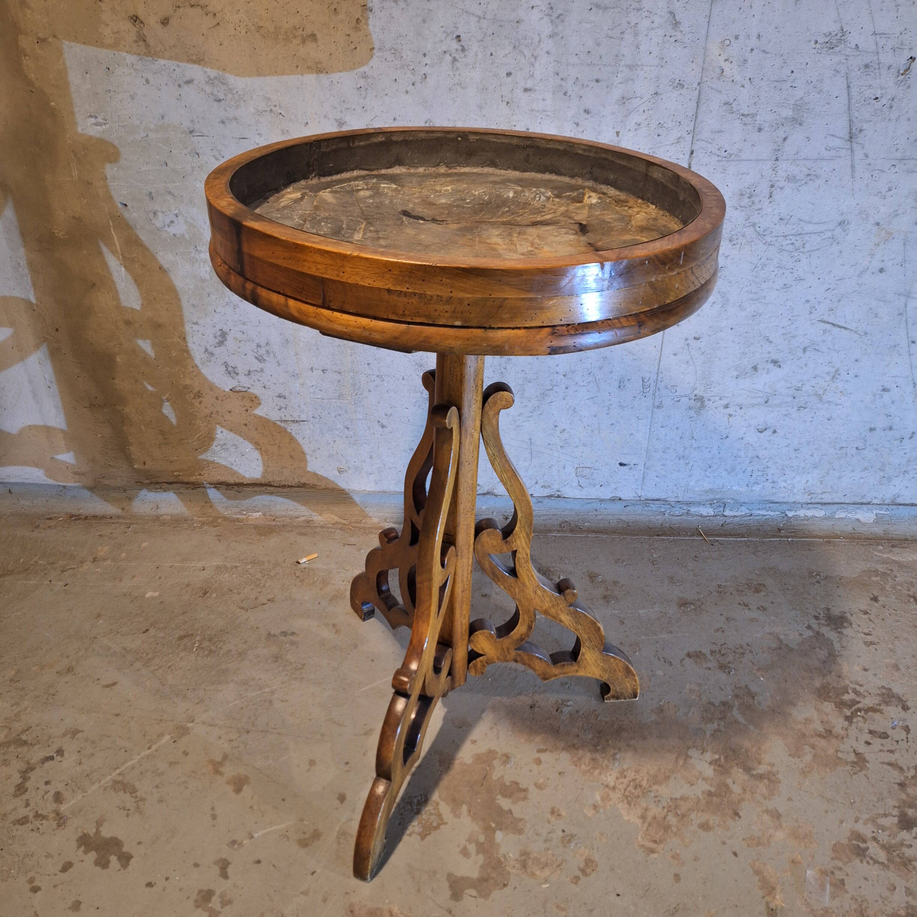 Wooden jardinière from the Napoléon III period