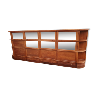 Bibliothèque de notaire vintage