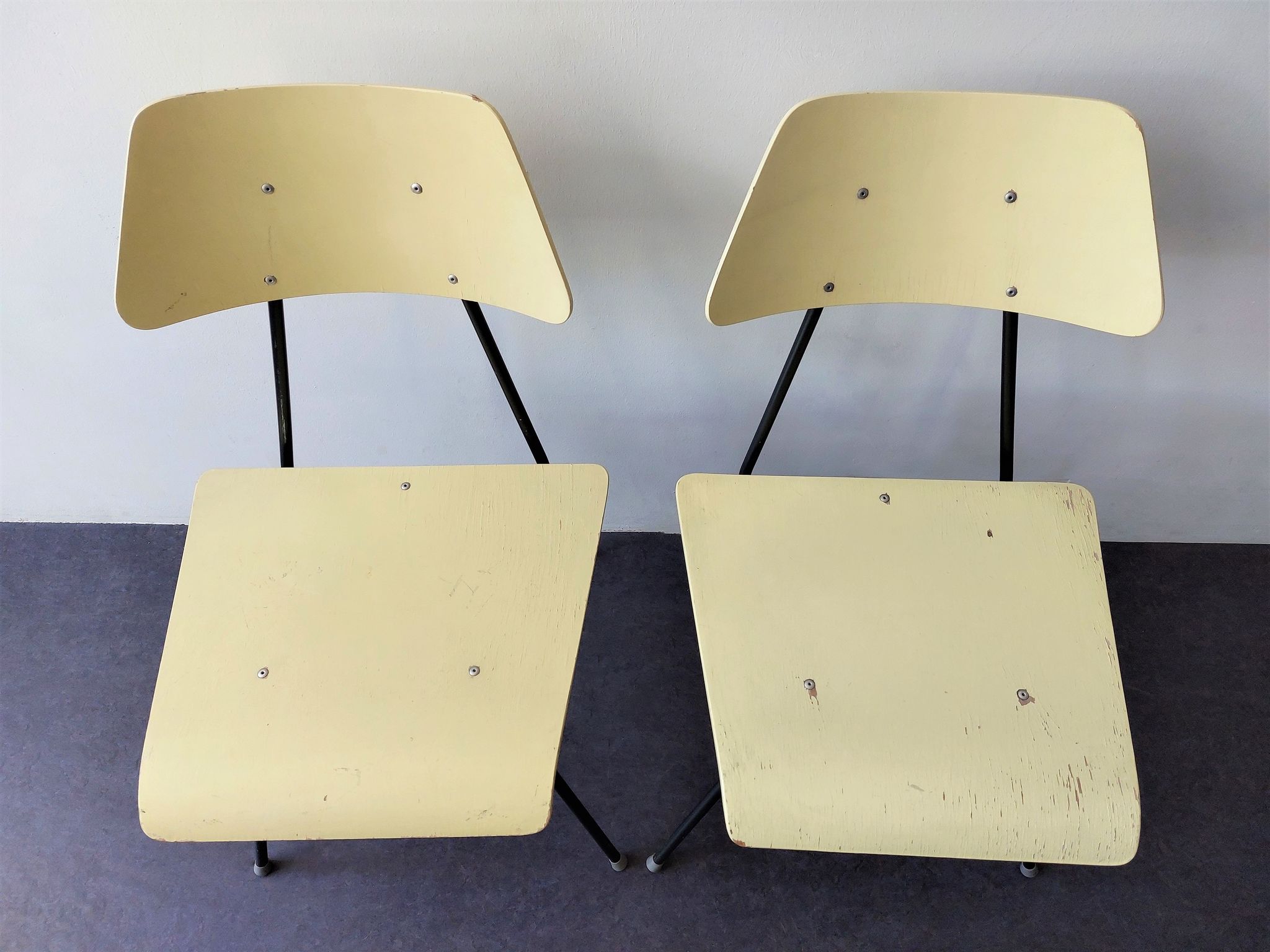 Set of 2 bedroom chairs and sidetabe by Rob Parry for Dico, The Netherlands 1950's