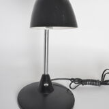 Articulated desk lamp