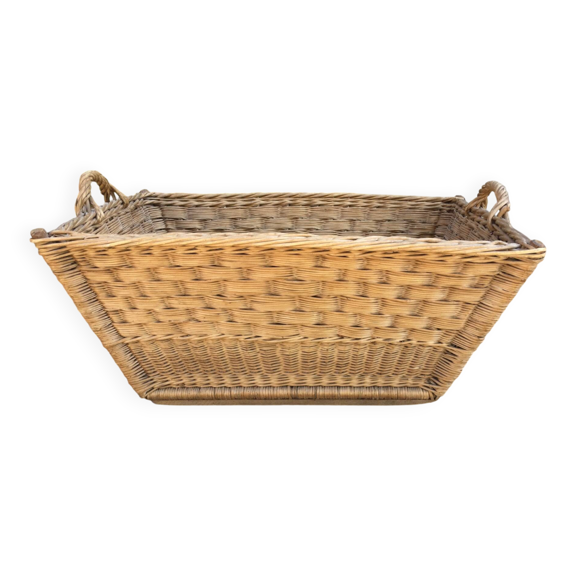 Old basket with 2 handles