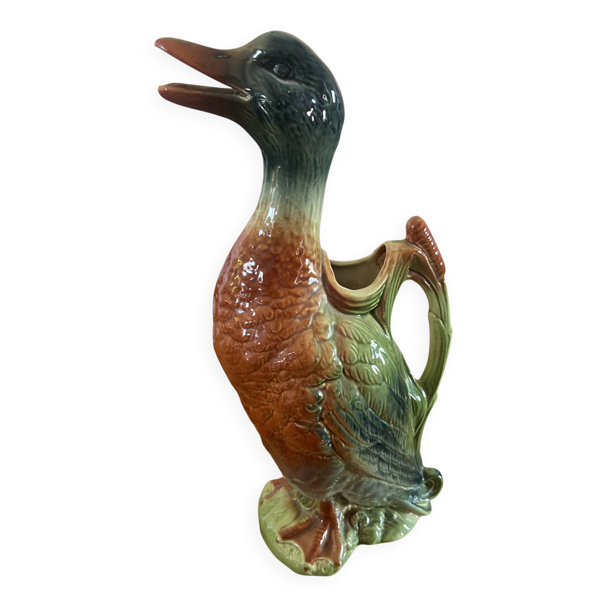 Duck pitcher