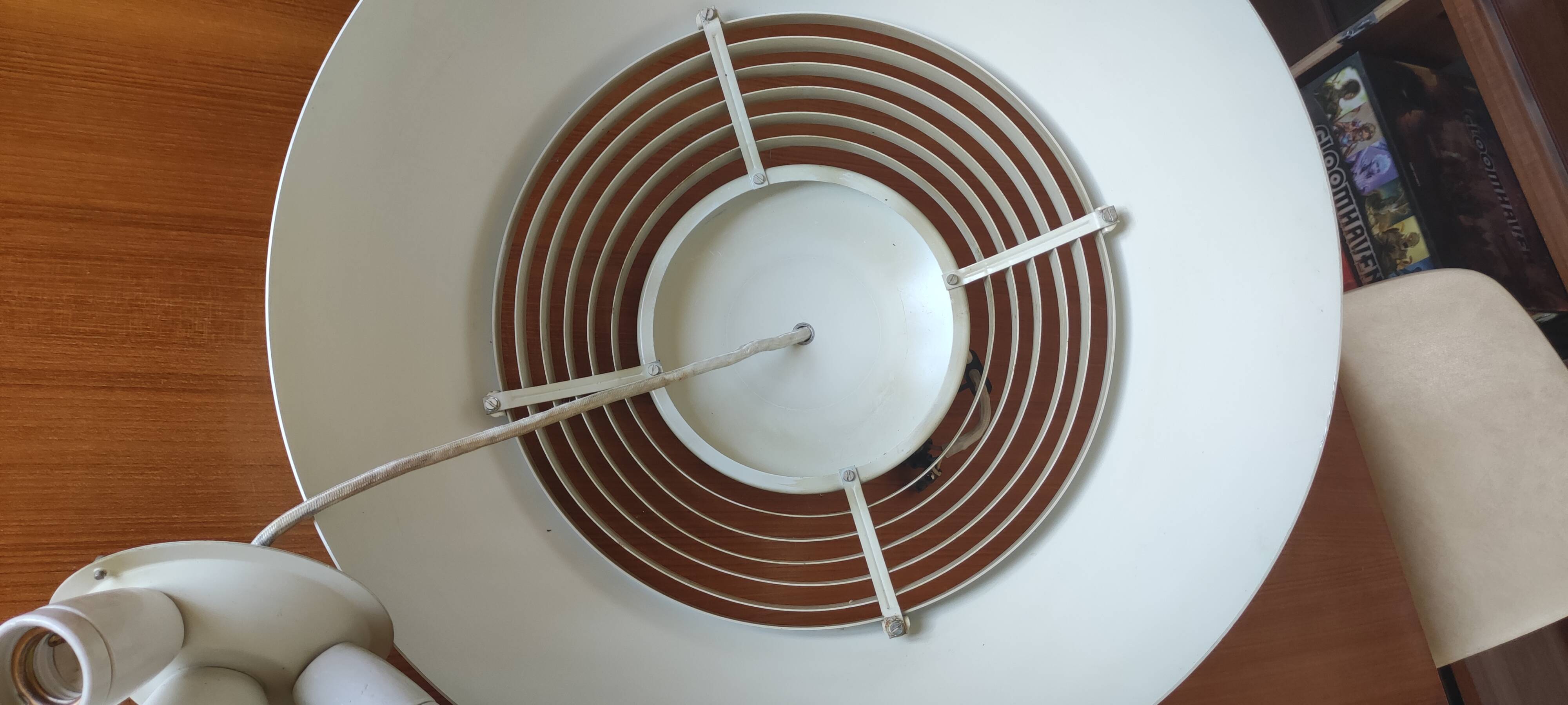 Suspension plafonnier Louis Poulsen AJ Royal 500 Arne Jacobsen