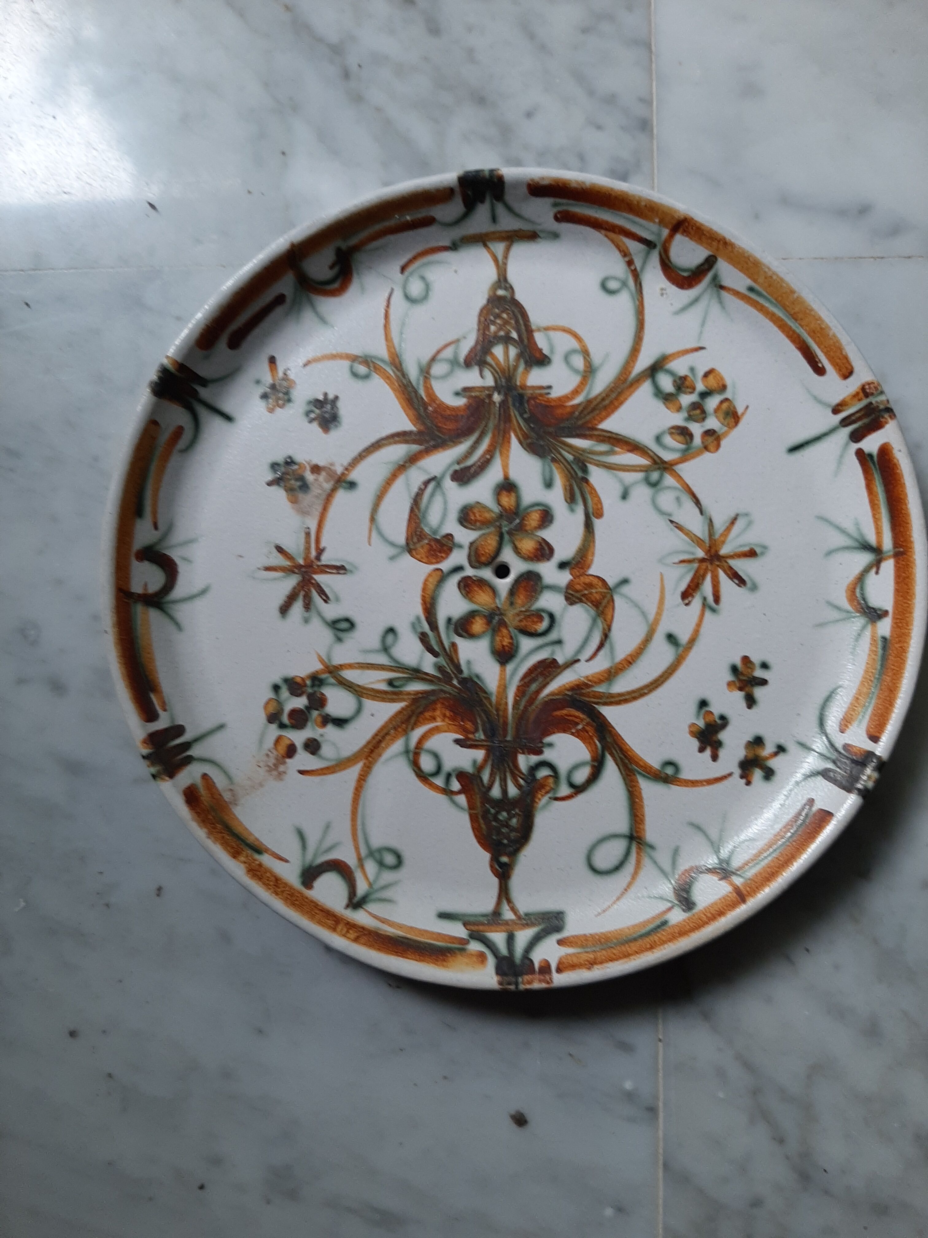 8 flat starter/dessert plates Keraluc Quimper