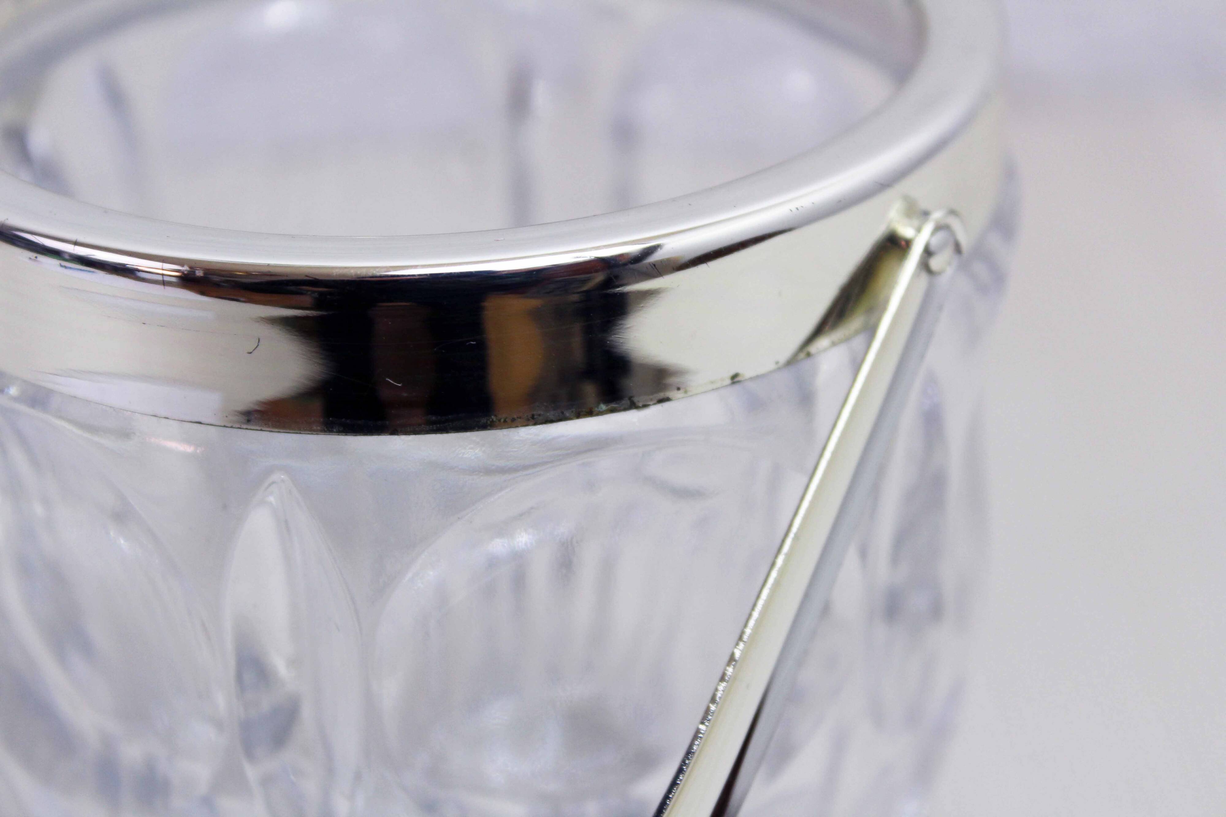 Glass ice bucket with spoon 1970